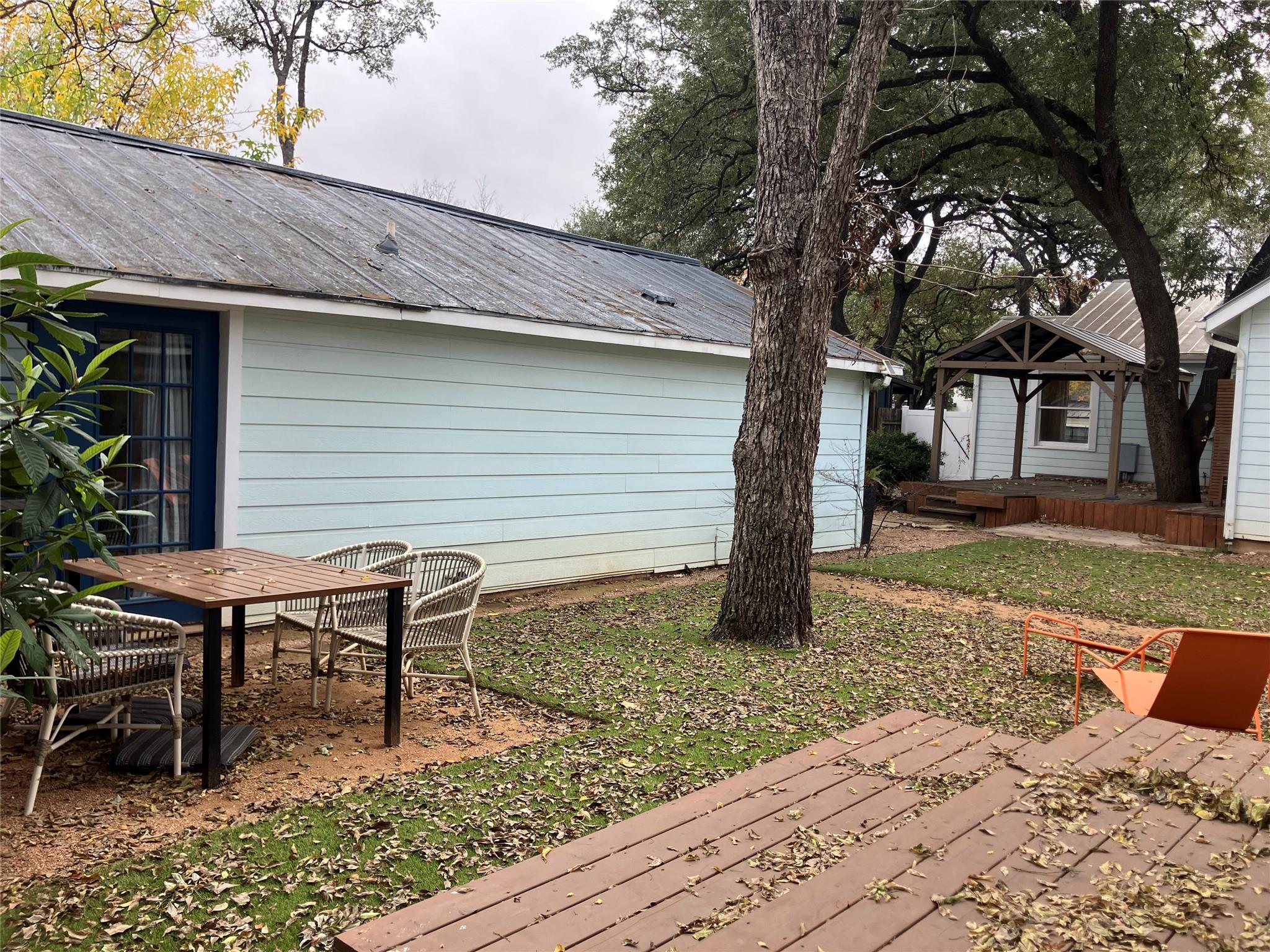 Image 35 of 40 For 1916 39th St