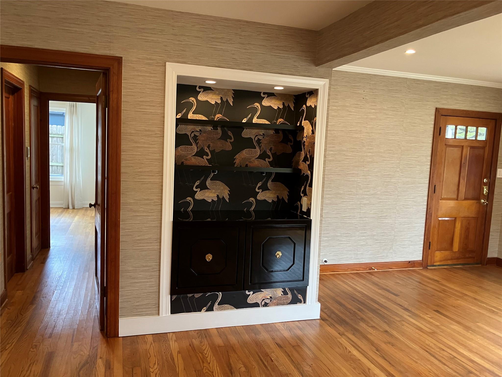 Image 5 of 40 For 1916 39th St