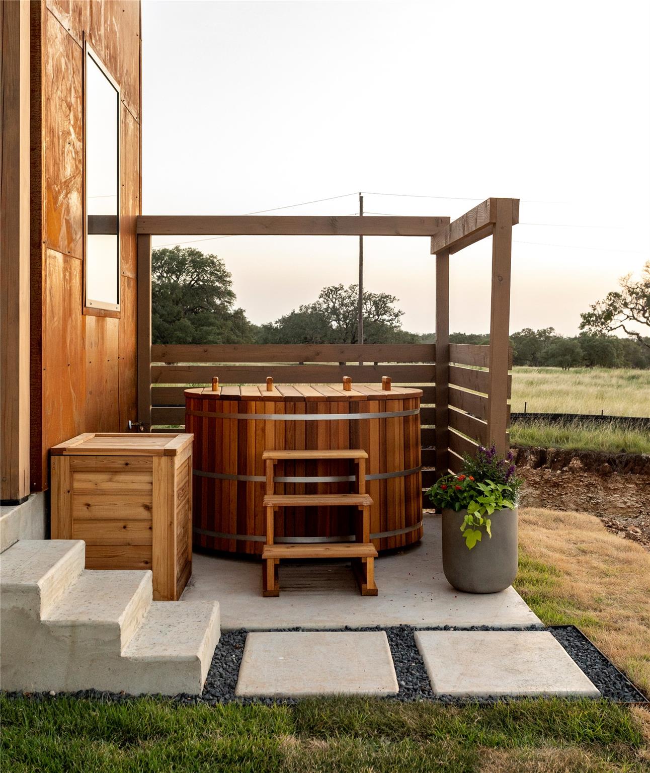 Image 26 of 38 For 9361 Us Highway 290  3