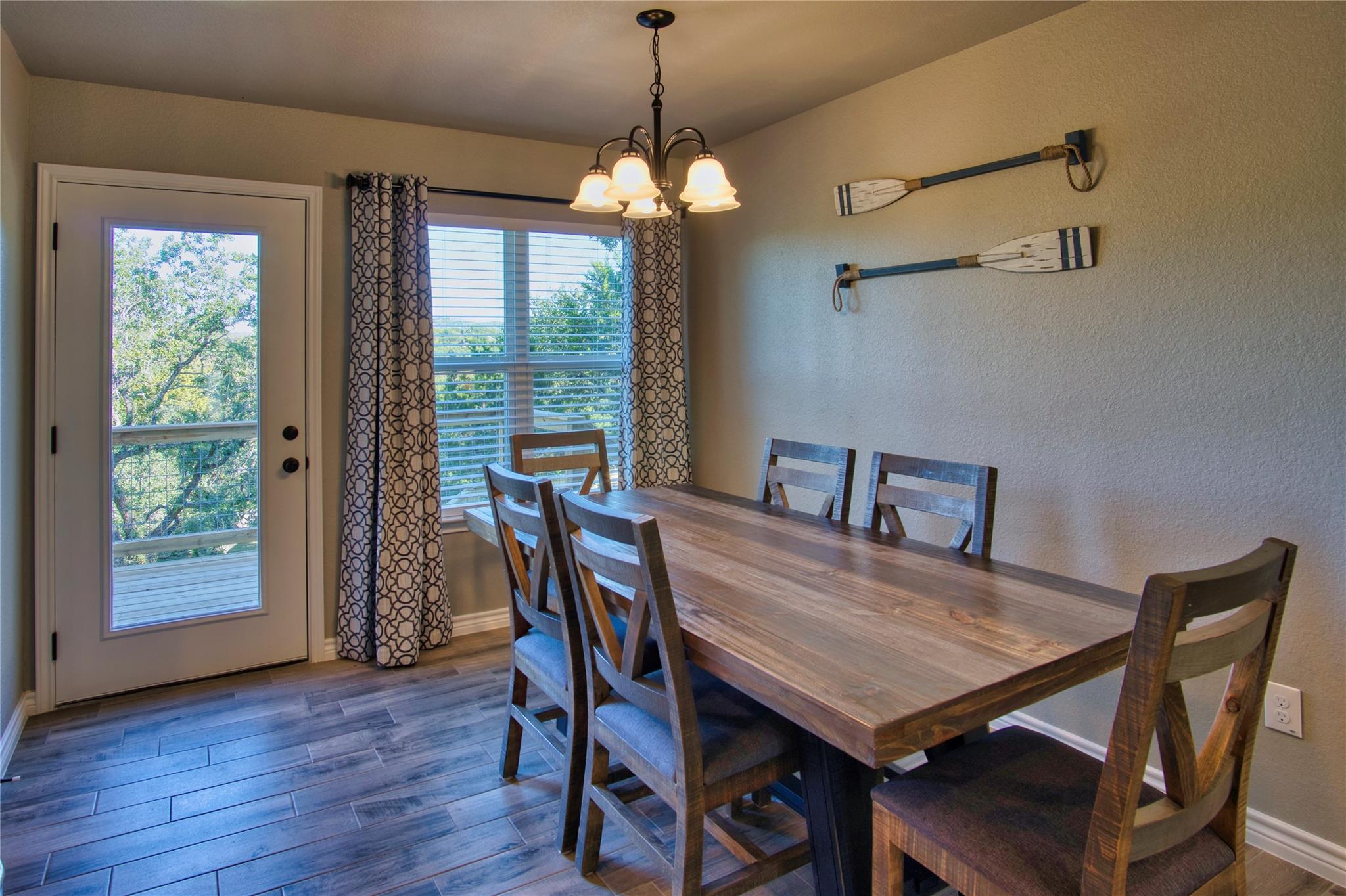 Image 10 of 34 For 1139 Cedar Bend Dr