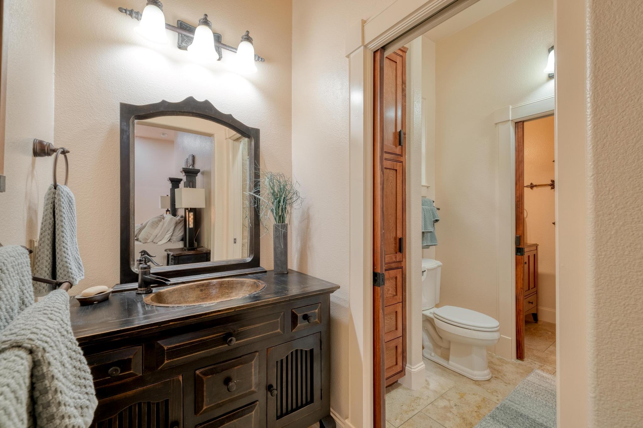 Image 15 of 40 For 200 Red Bird Ln