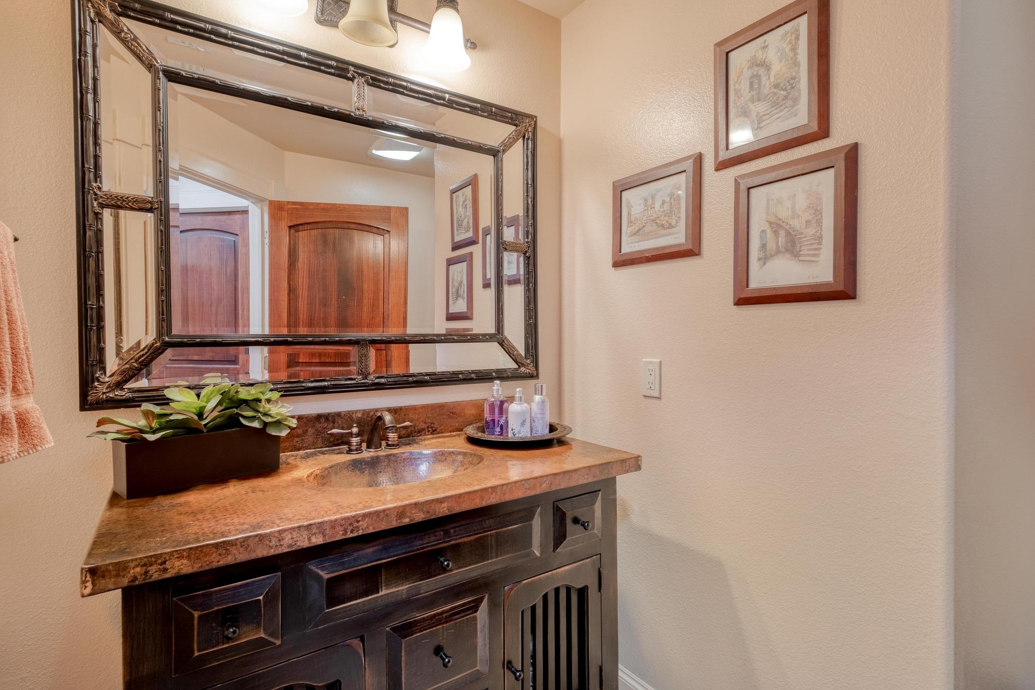 Image 19 of 40 For 200 Red Bird Ln