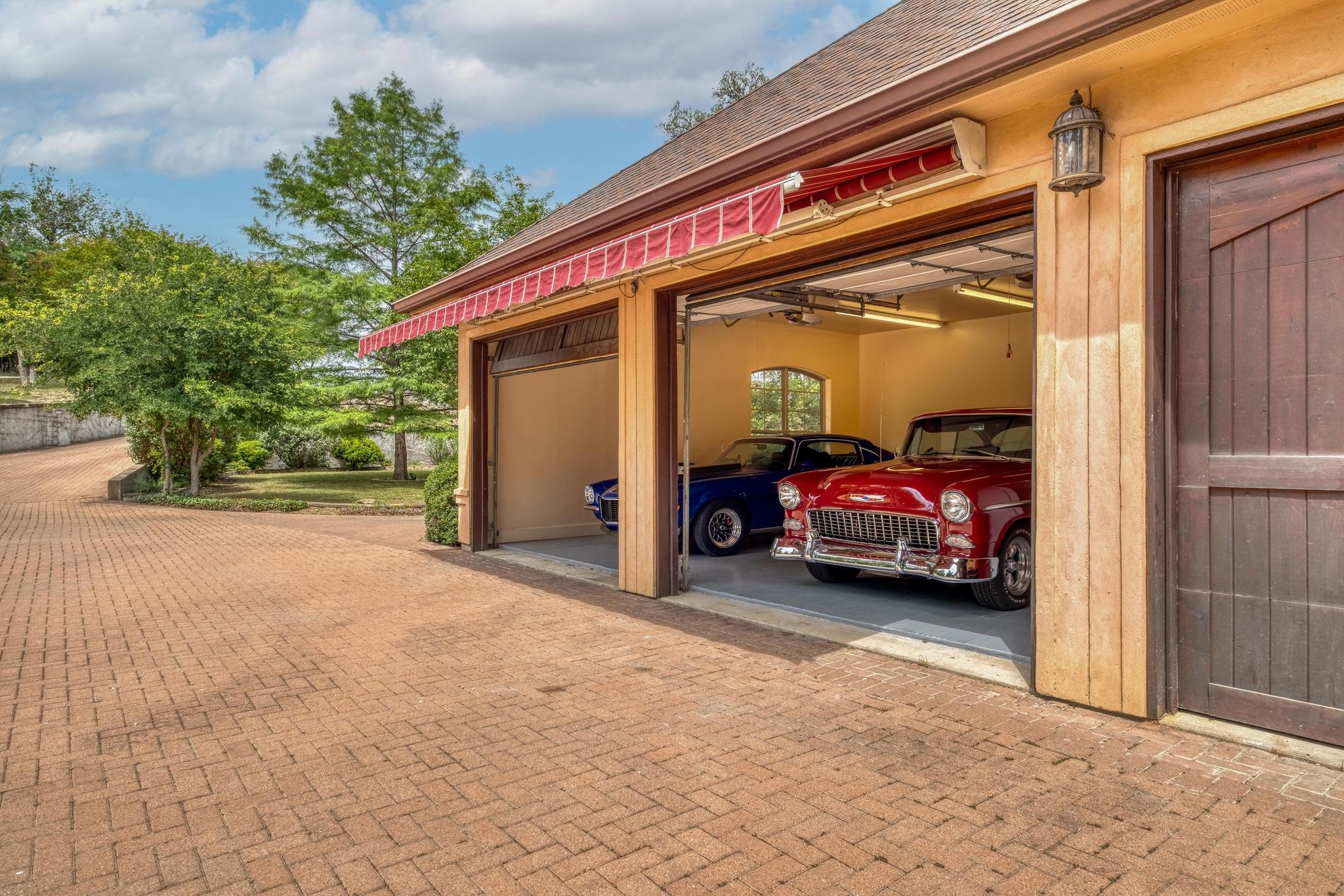 Image 25 of 40 For 200 Red Bird Ln