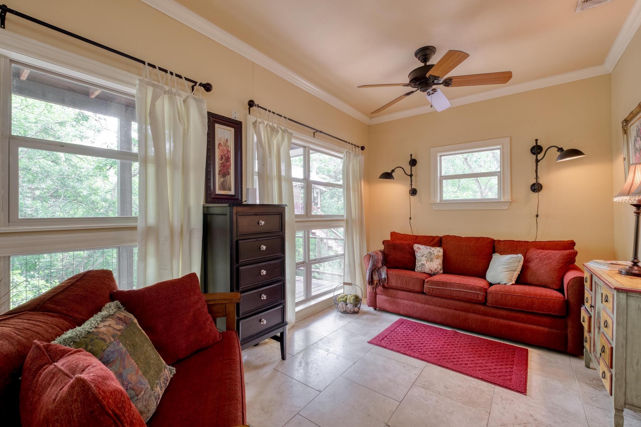 Image 31 of 40 For 200 Red Bird Ln