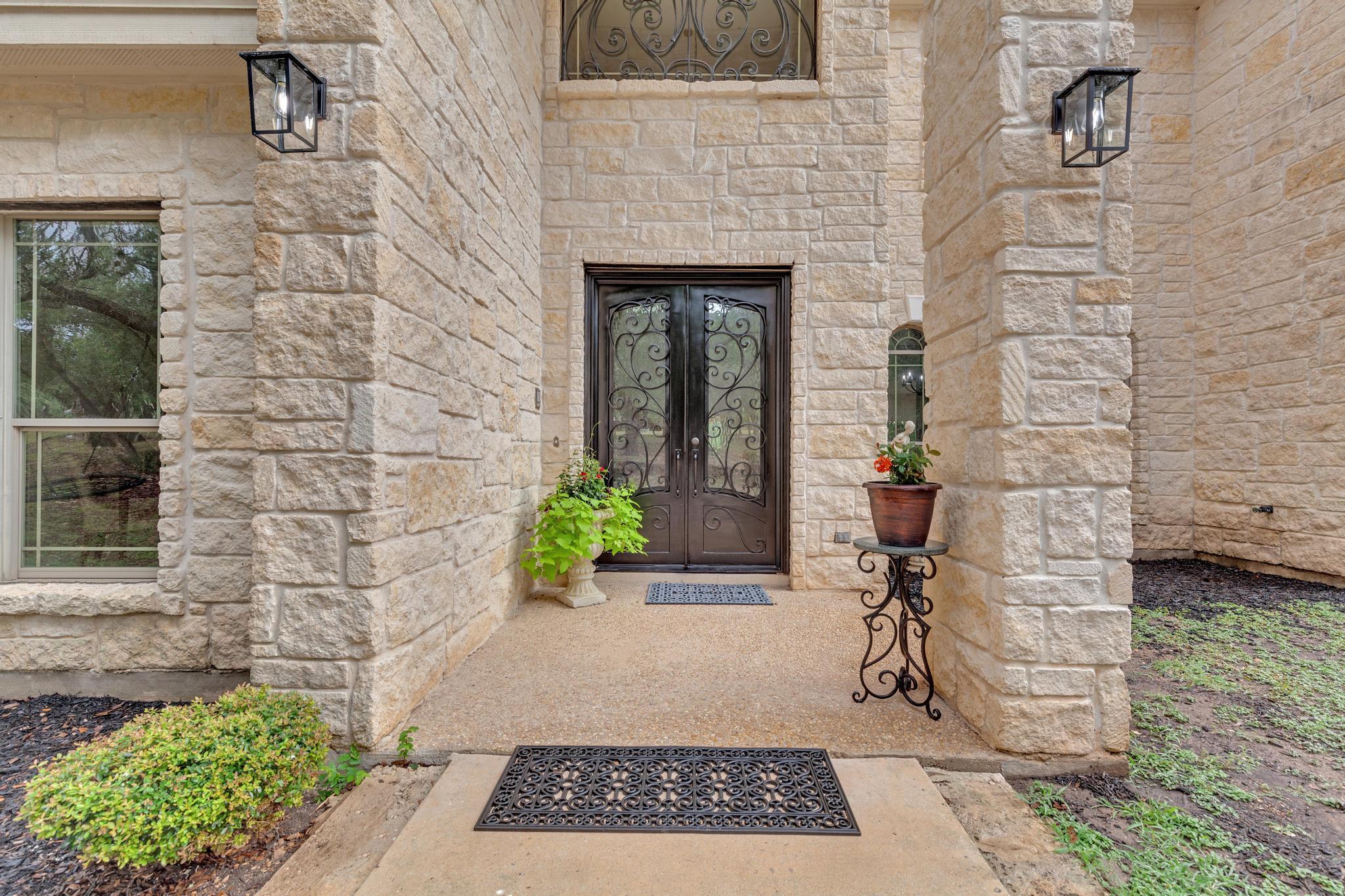 Image 4 of 36 For 1130 Whispering Water