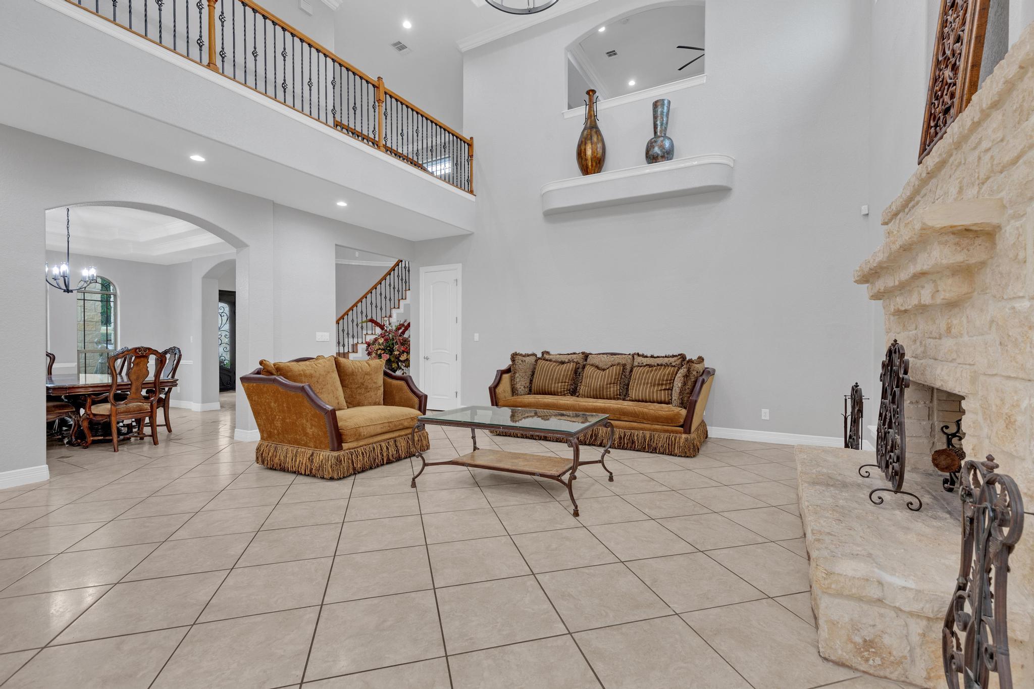 Image 7 of 36 For 1130 Whispering Water