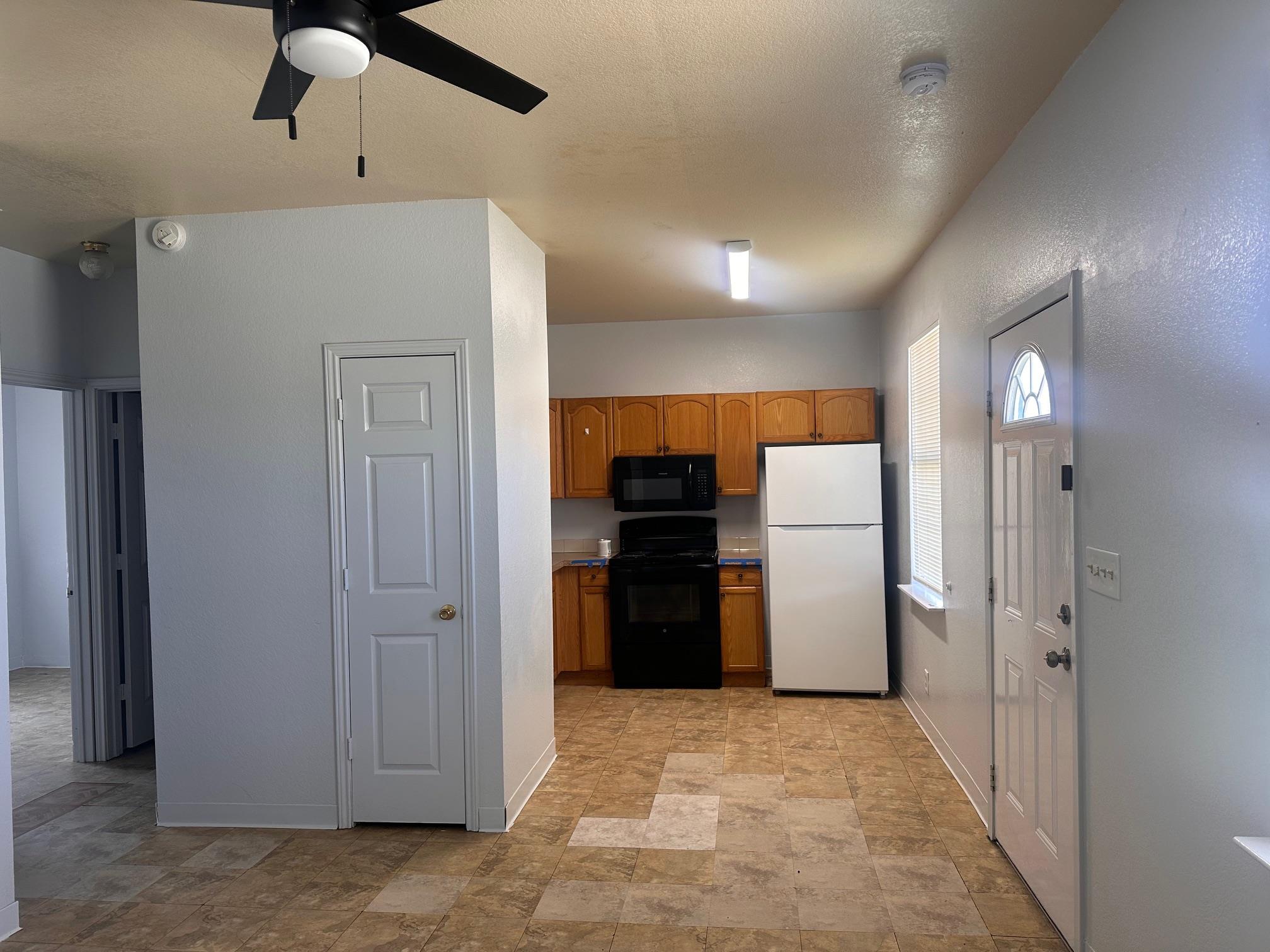 Image 16 of 19 For 251 Zimmerman Ave A-b-c-d