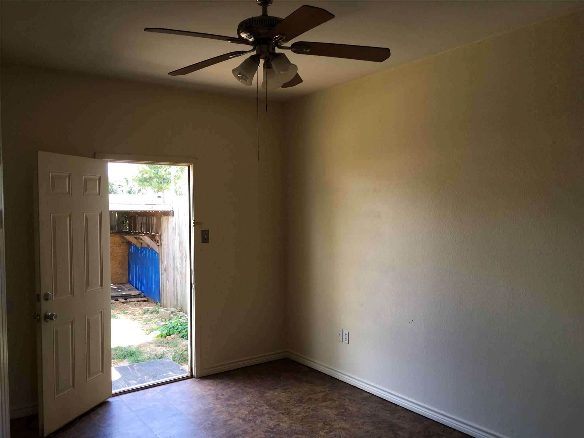 Image 4 of 19 For 251 Zimmerman Ave A-b-c-d