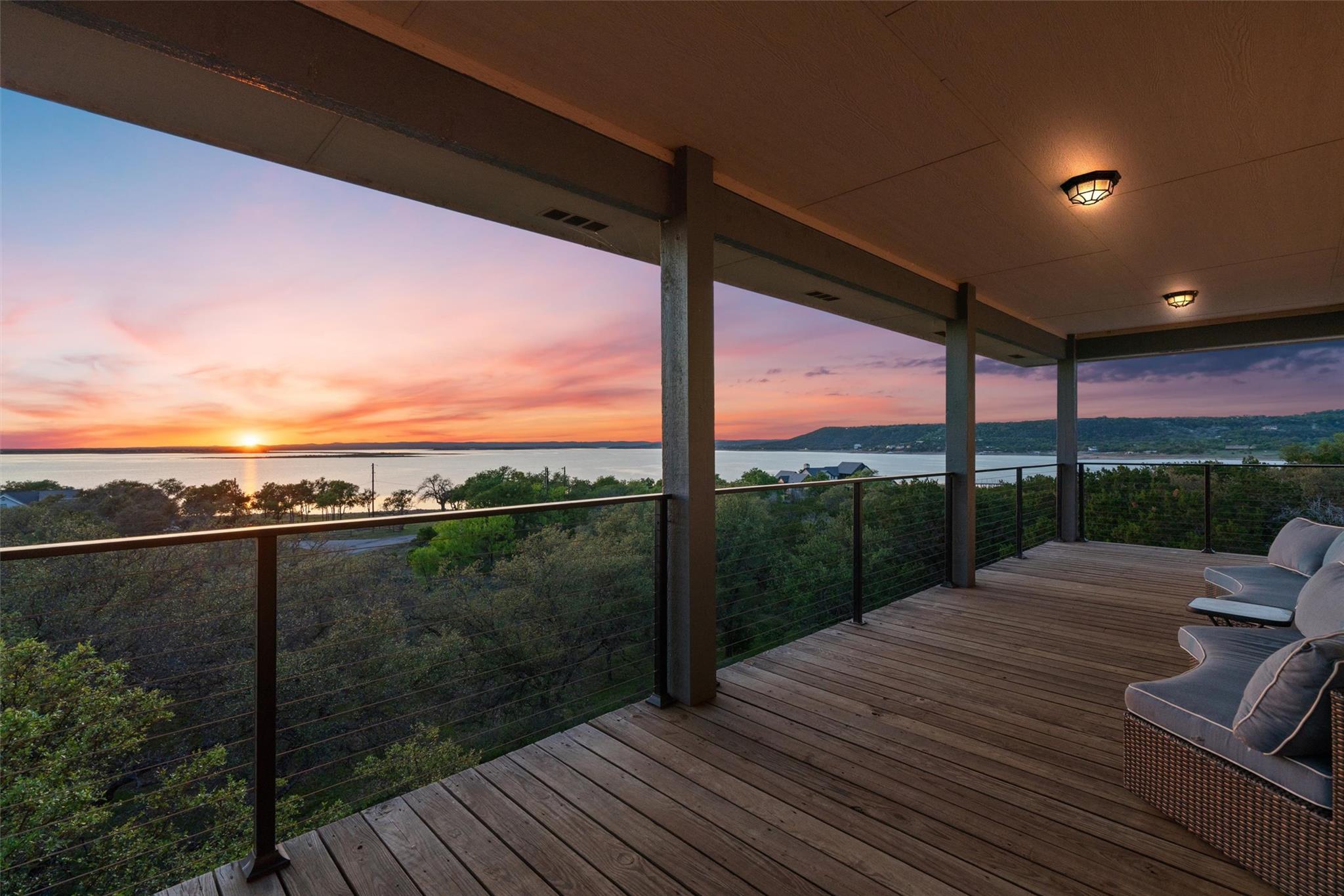 Image 28 of 40 For 4401 Sunset Cliff Rd