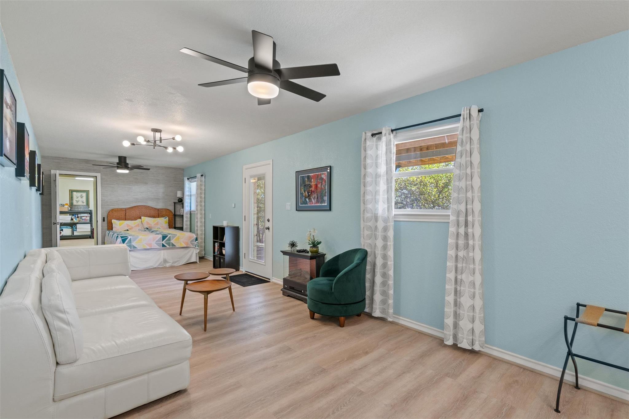 Image 31 of 40 For 4401 Sunset Cliff Rd