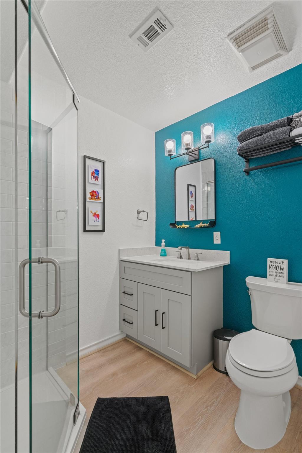 Image 33 of 40 For 4401 Sunset Cliff Rd