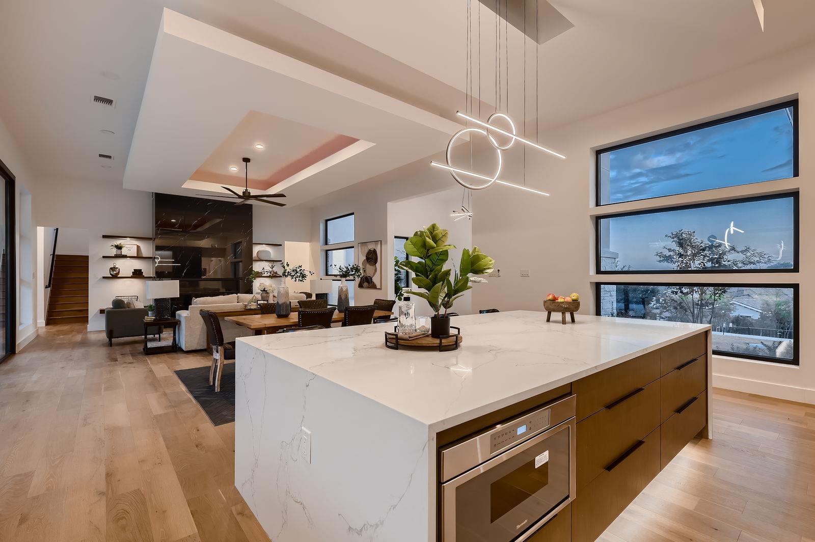 Details for 106 Bella Montagna Cir, Austin, TX 78734