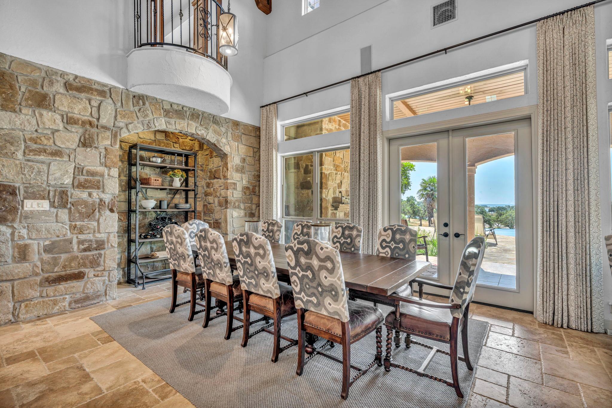 Image 10 of 37 For 144 Serene St