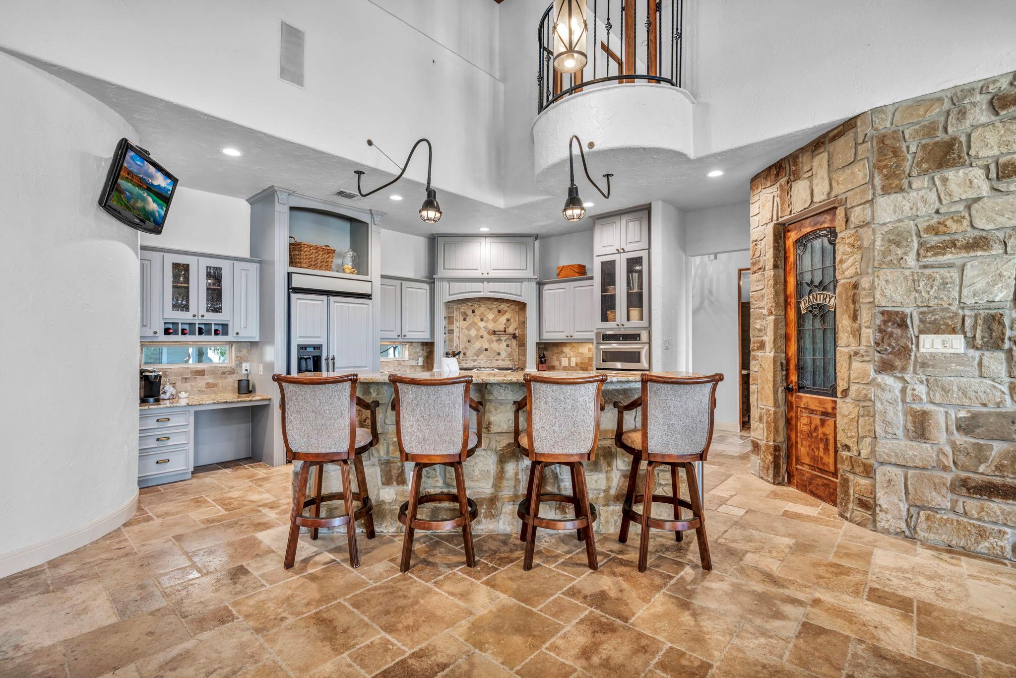 Image 12 of 37 For 144 Serene St