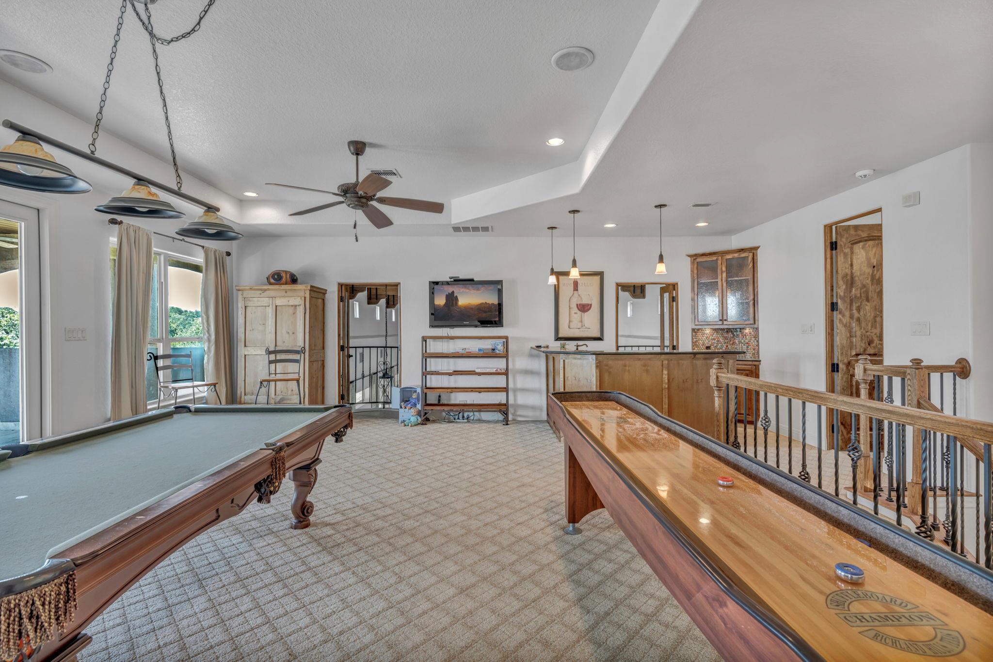 Image 19 of 37 For 144 Serene St