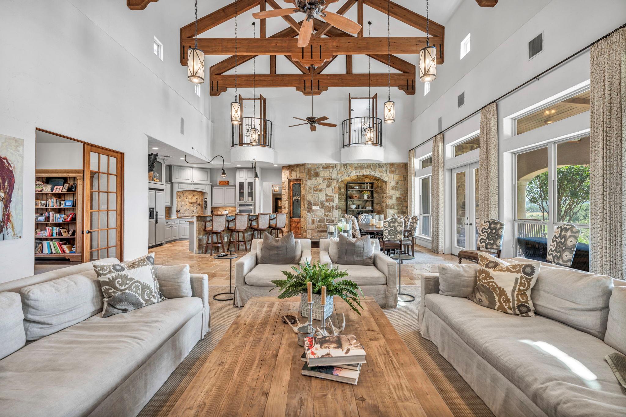 Image 4 of 37 For 144 Serene St