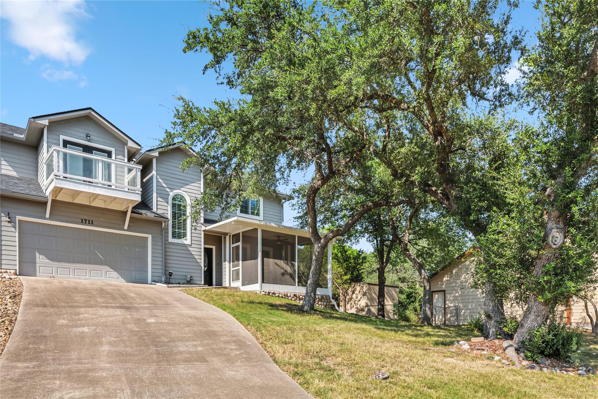 Details for 1711 Lake Bluff Blf, Canyon Lake, TX 78133