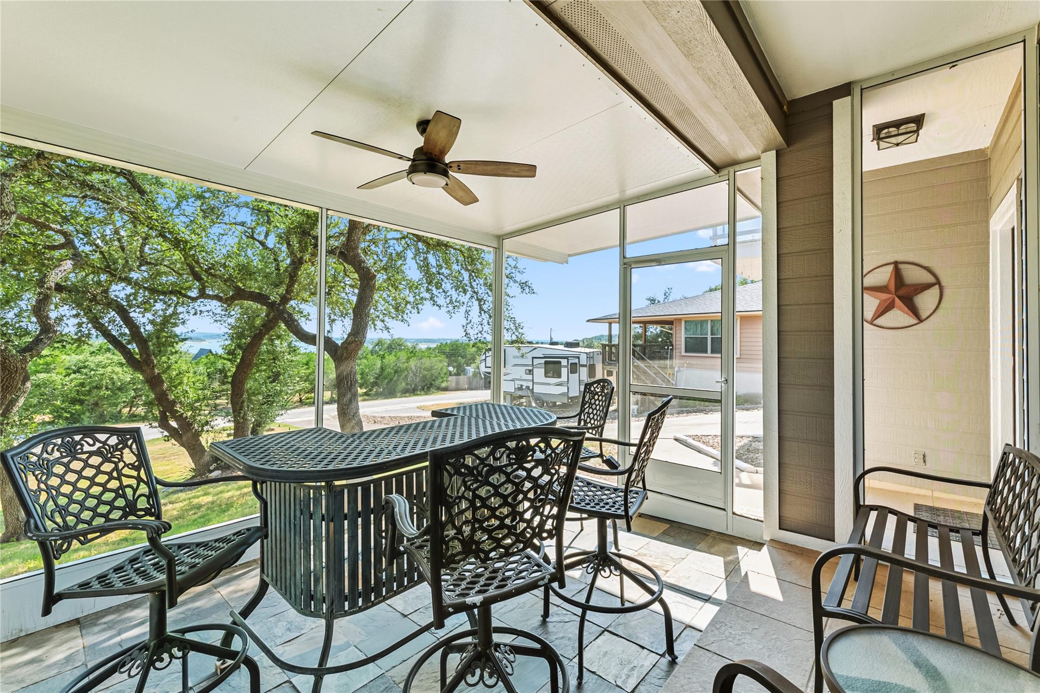 Image 3 of 13 For 1711 Lake Bluff Blf