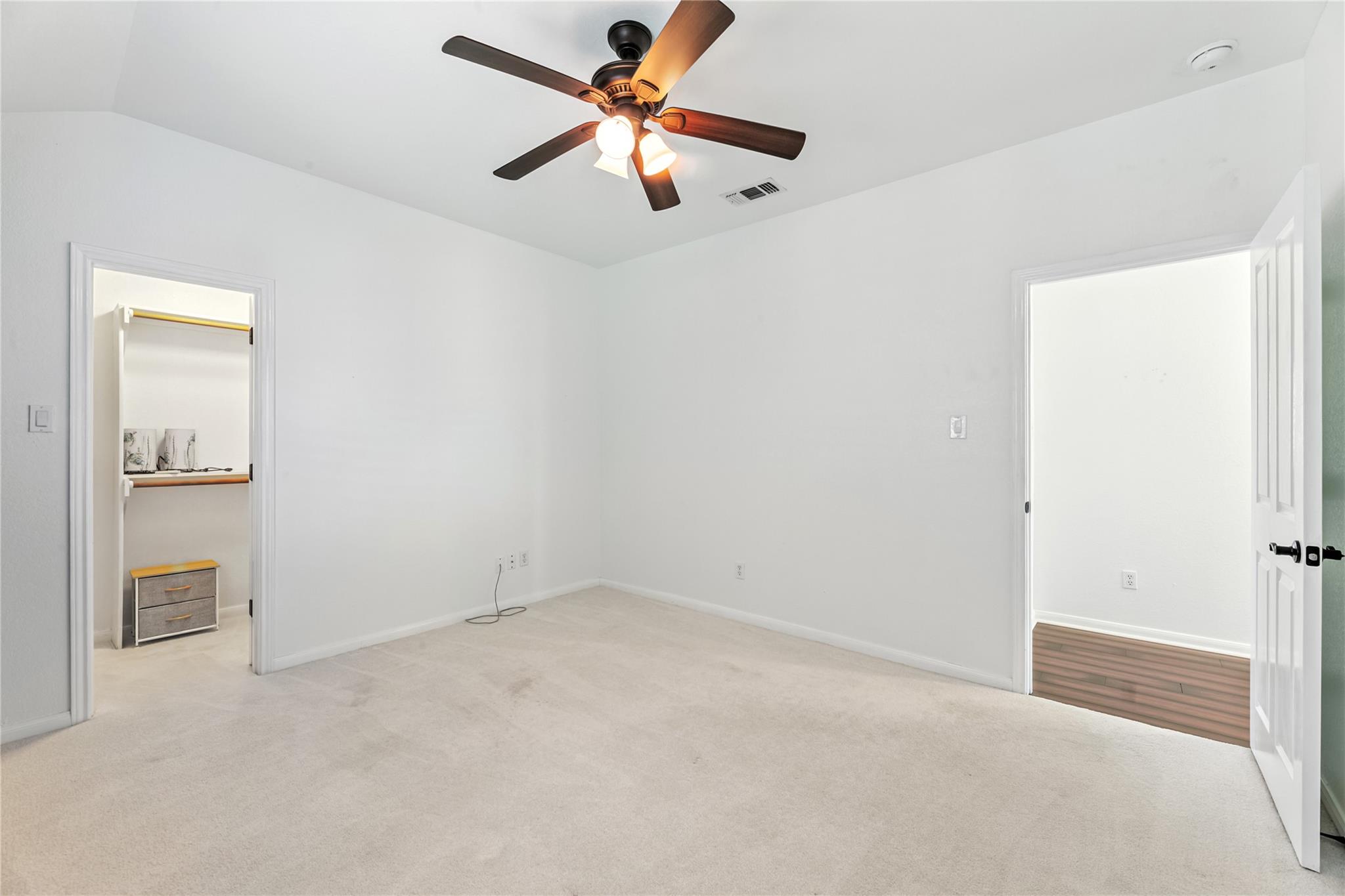 Image 9 of 13 For 1711 Lake Bluff Blf