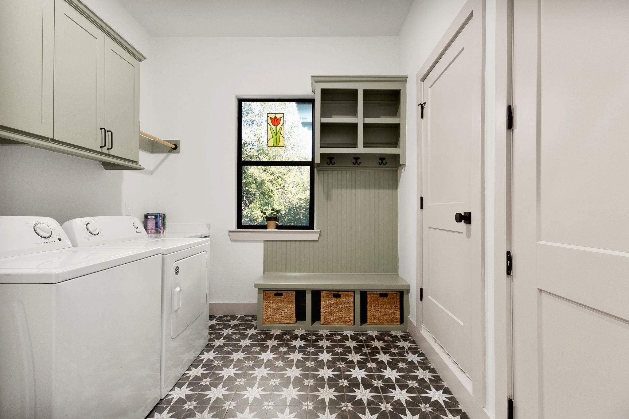 Image 27 of 40 For 1341 Merlot  