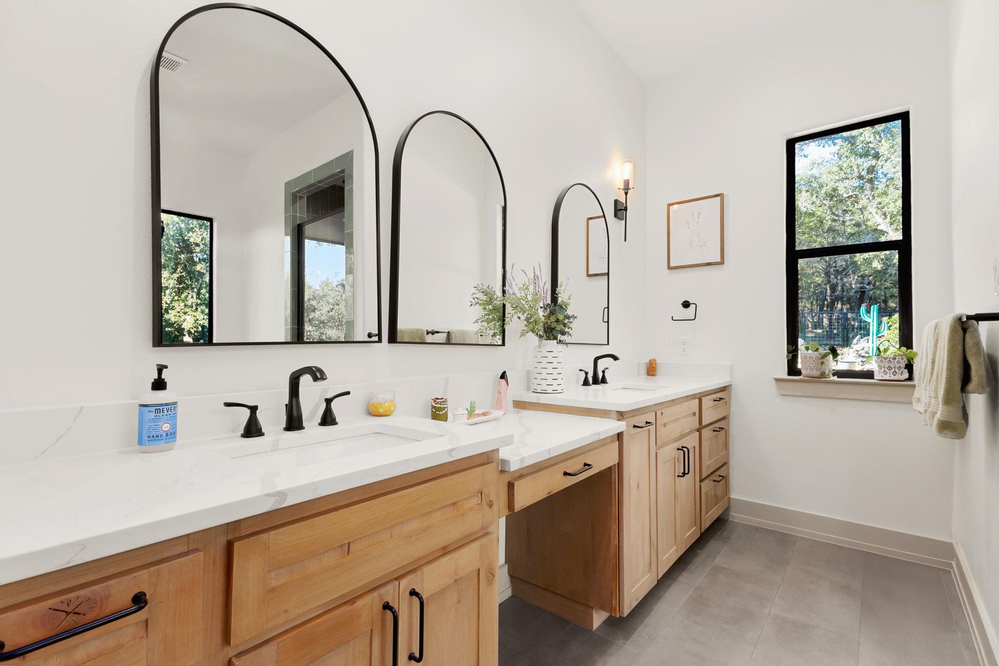 Image 29 of 40 For 1341 Merlot  