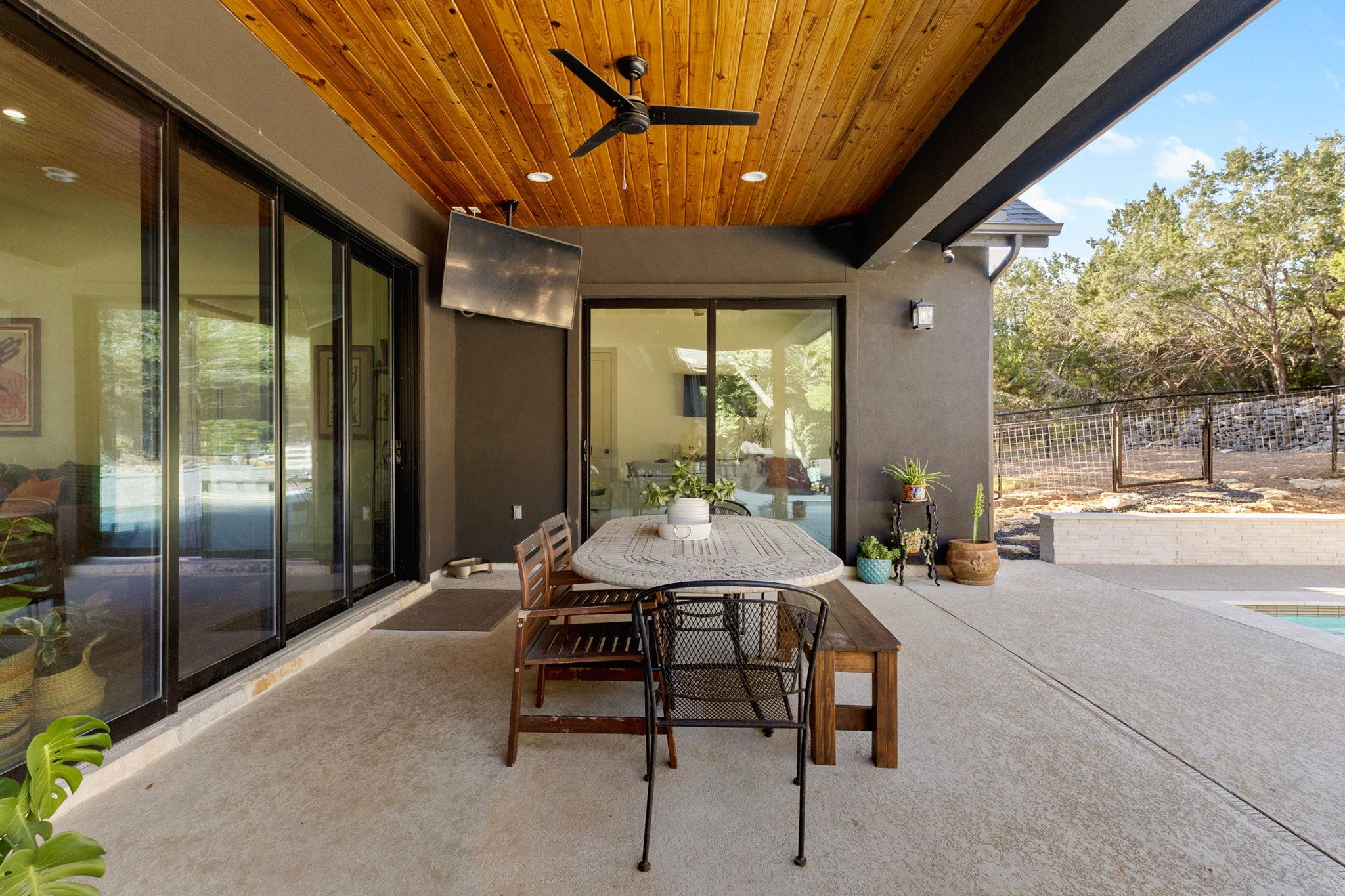 Image 32 of 40 For 1341 Merlot  