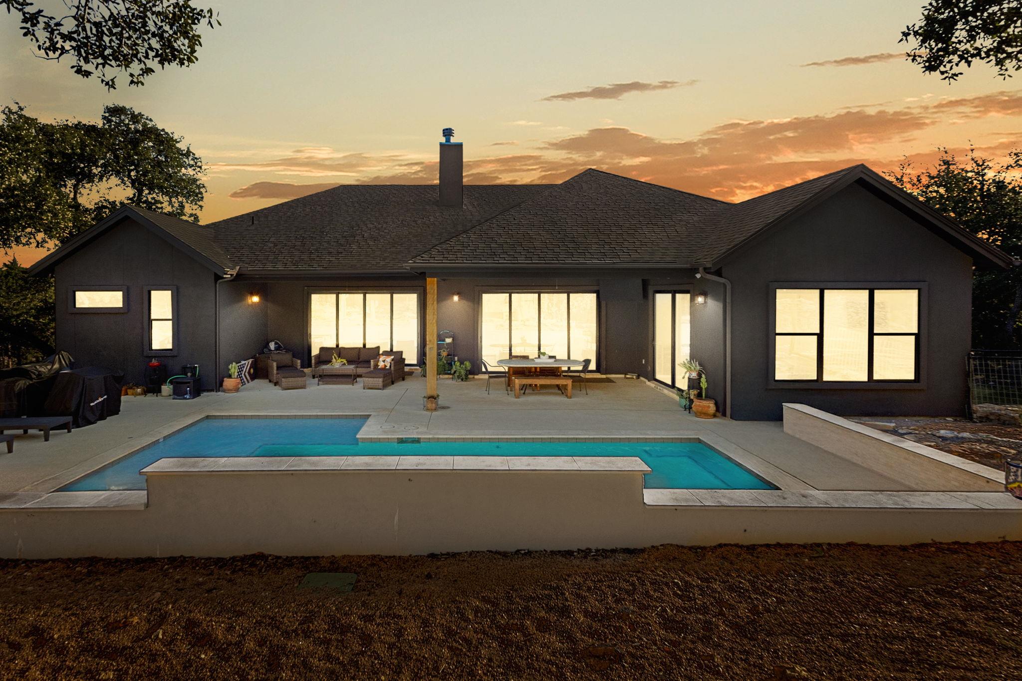 Image 37 of 40 For 1341 Merlot  