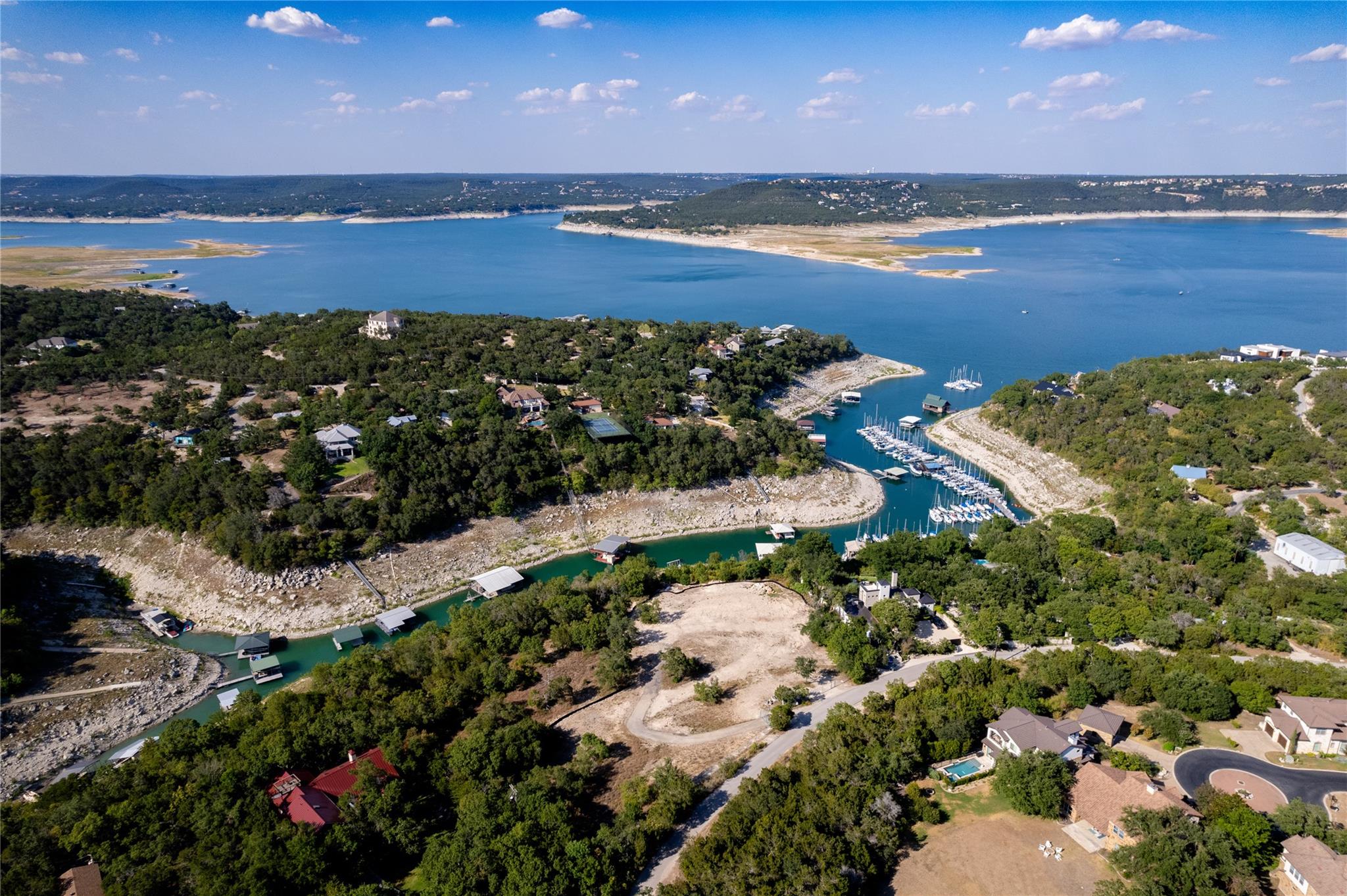 Image 10 of 34 For 14610 Agarita Rd