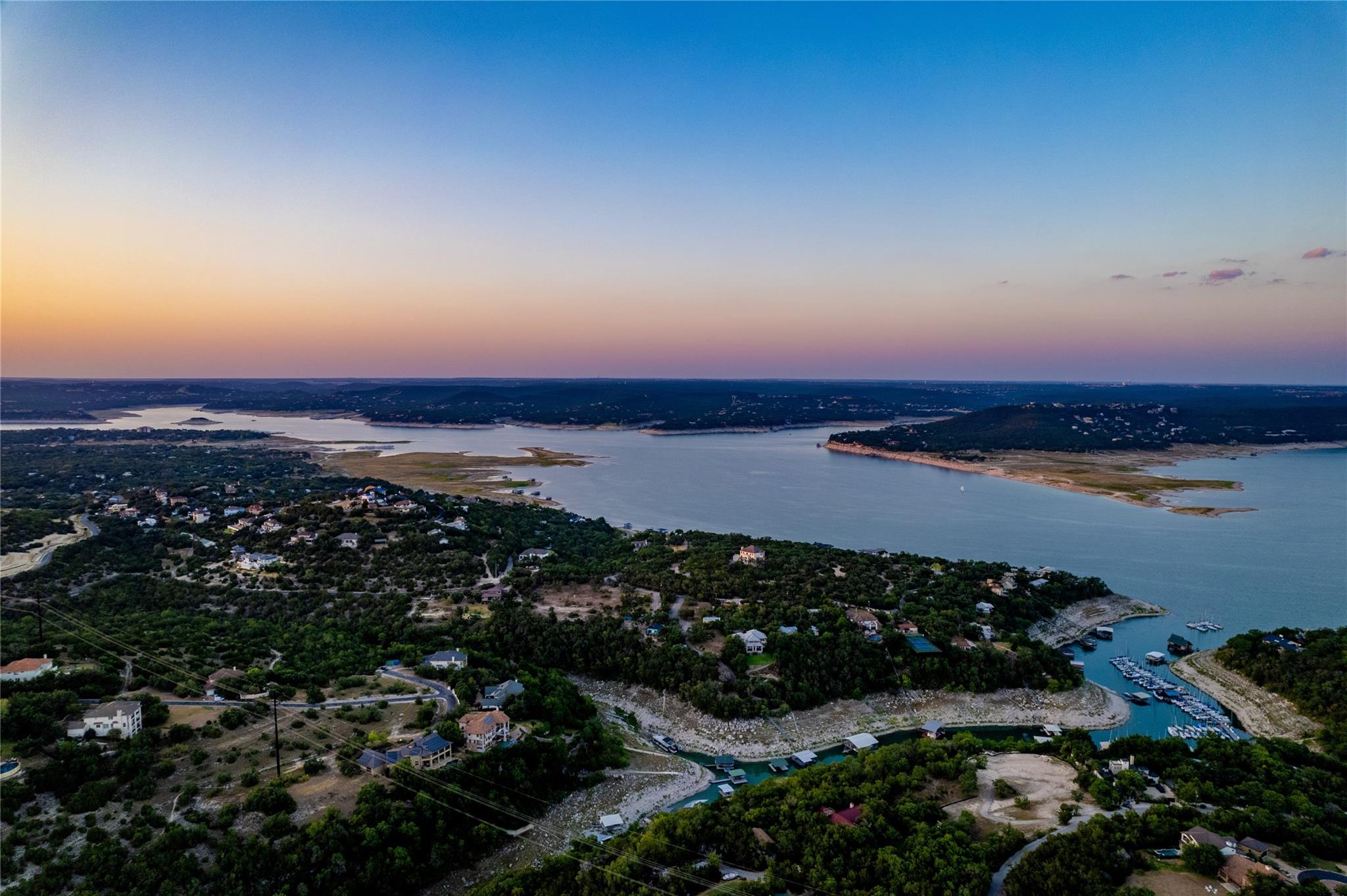 Image 27 of 34 For 14610 Agarita Rd