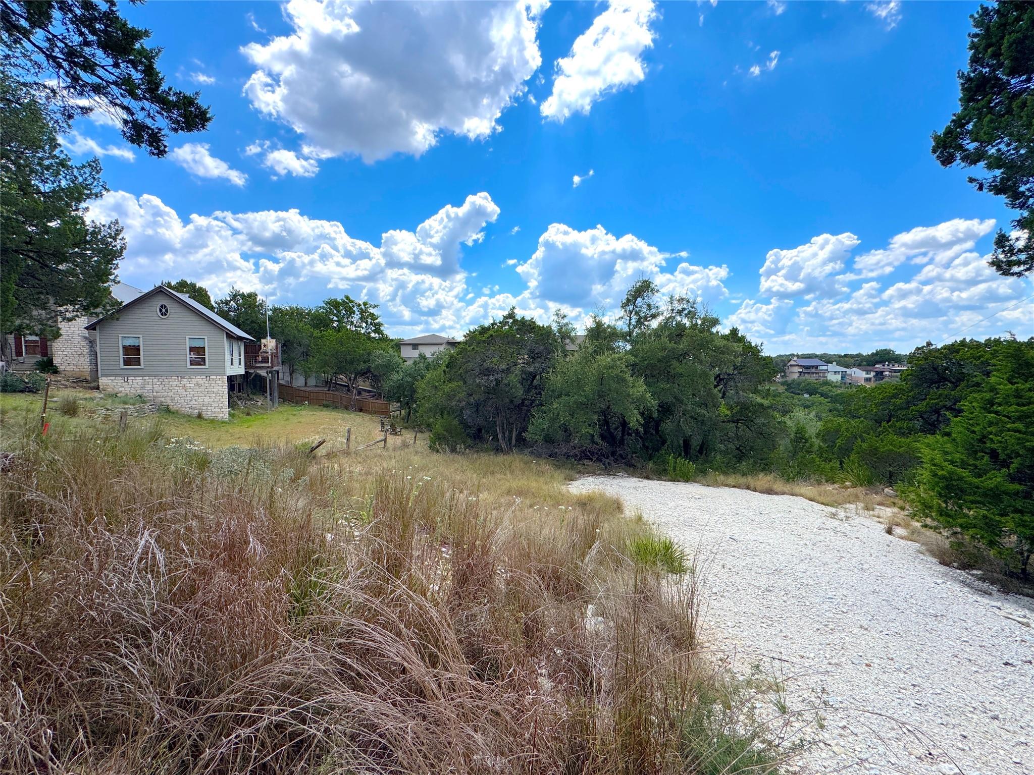 Image 10 of 16 For 861, 881 Riviera Dr