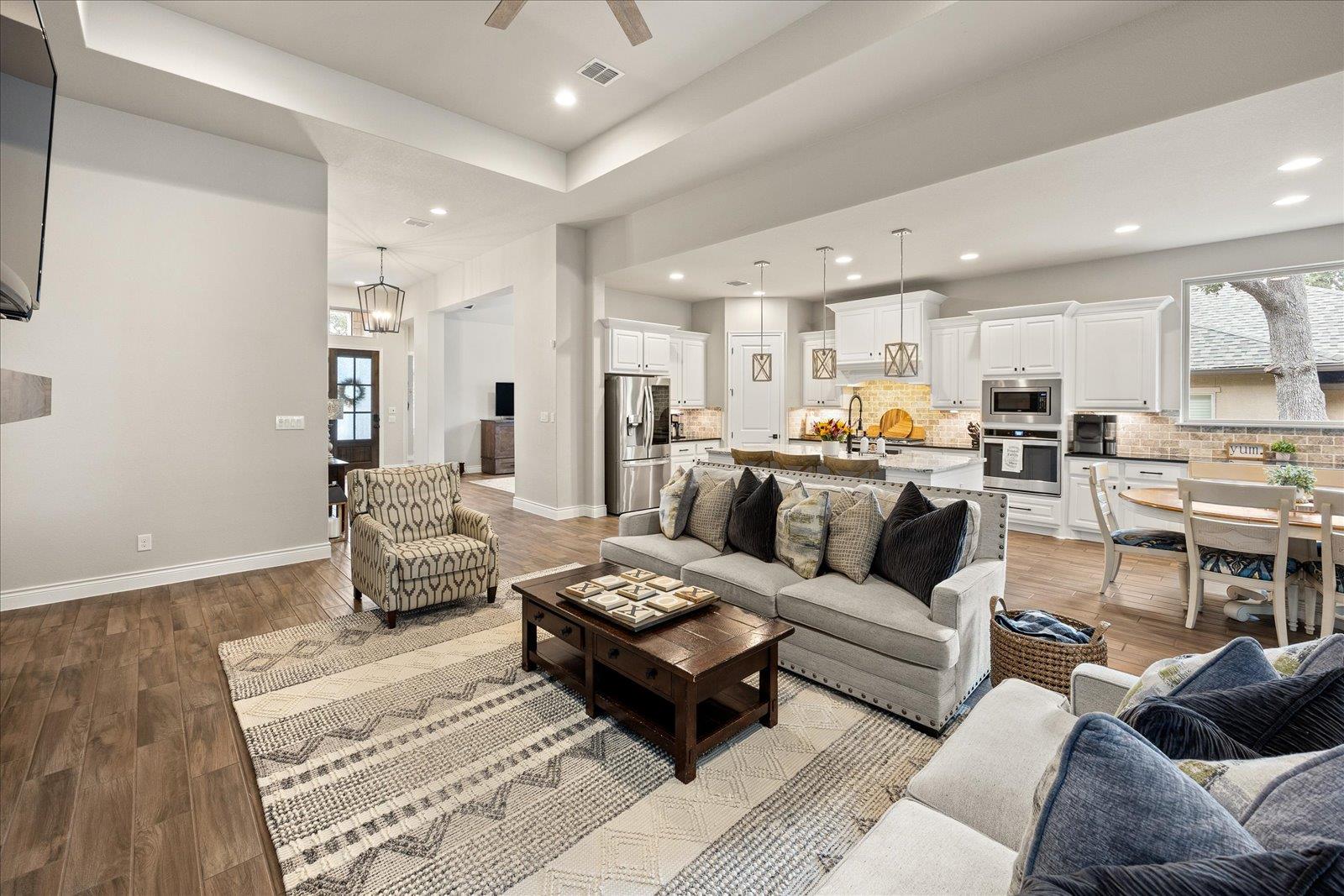 Image 10 of 40 For 158 Cool Rock Rd