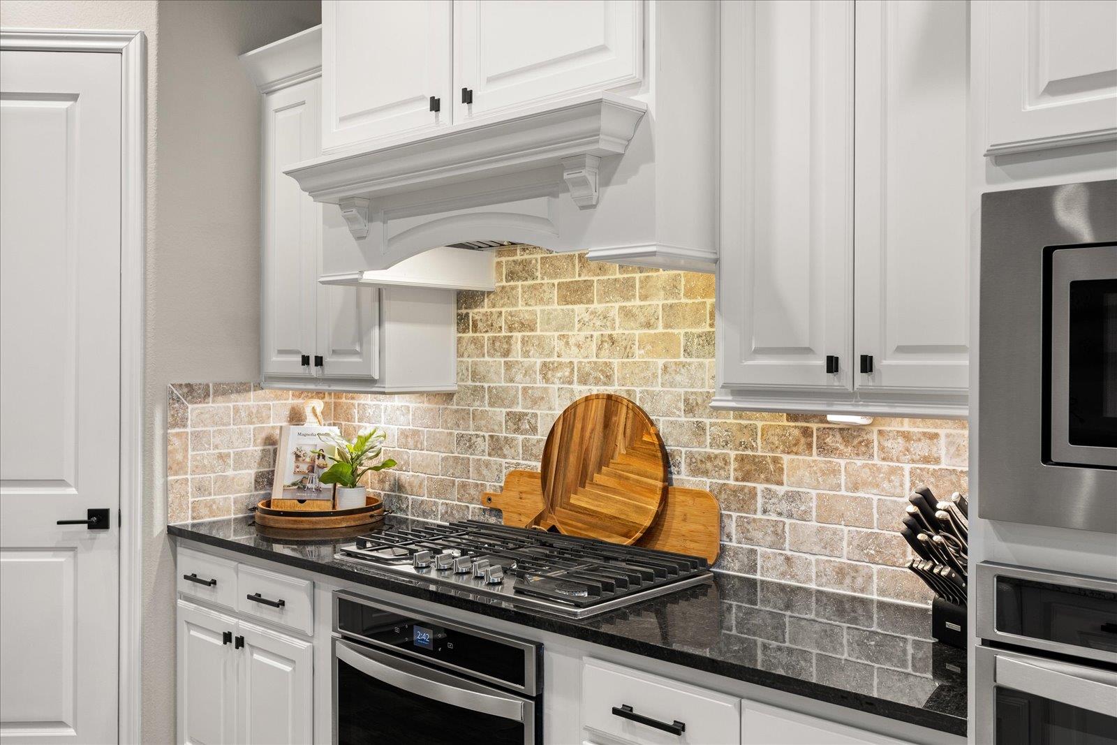 Image 16 of 40 For 158 Cool Rock Rd