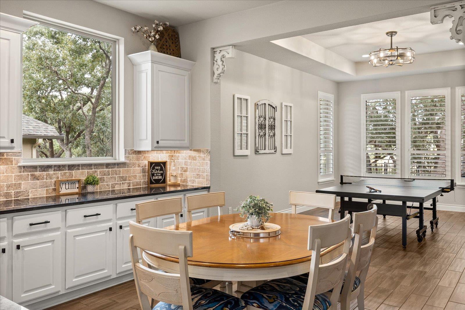 Image 18 of 40 For 158 Cool Rock Rd