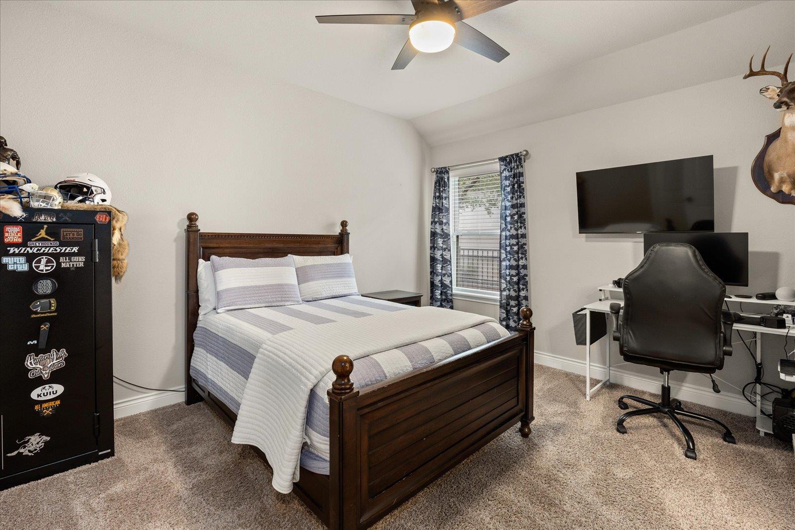 Image 30 of 40 For 158 Cool Rock Rd