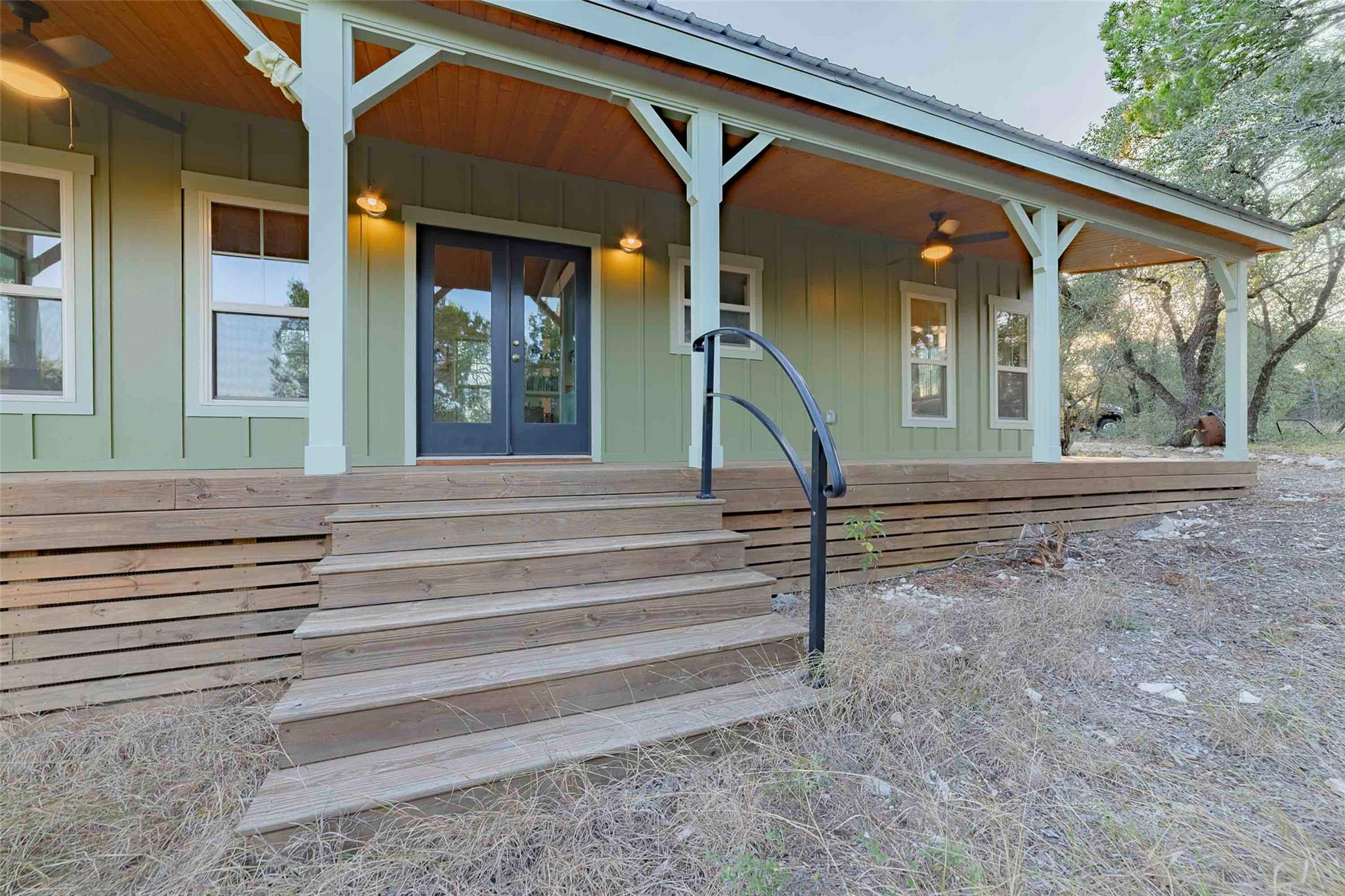 Image 13 of 38 For 8507 Hammett's Crossing