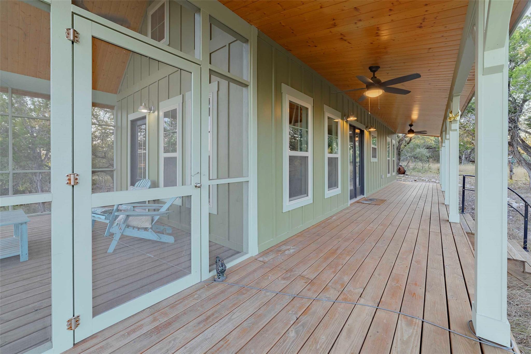 Image 15 of 38 For 8507 Hammett's Crossing