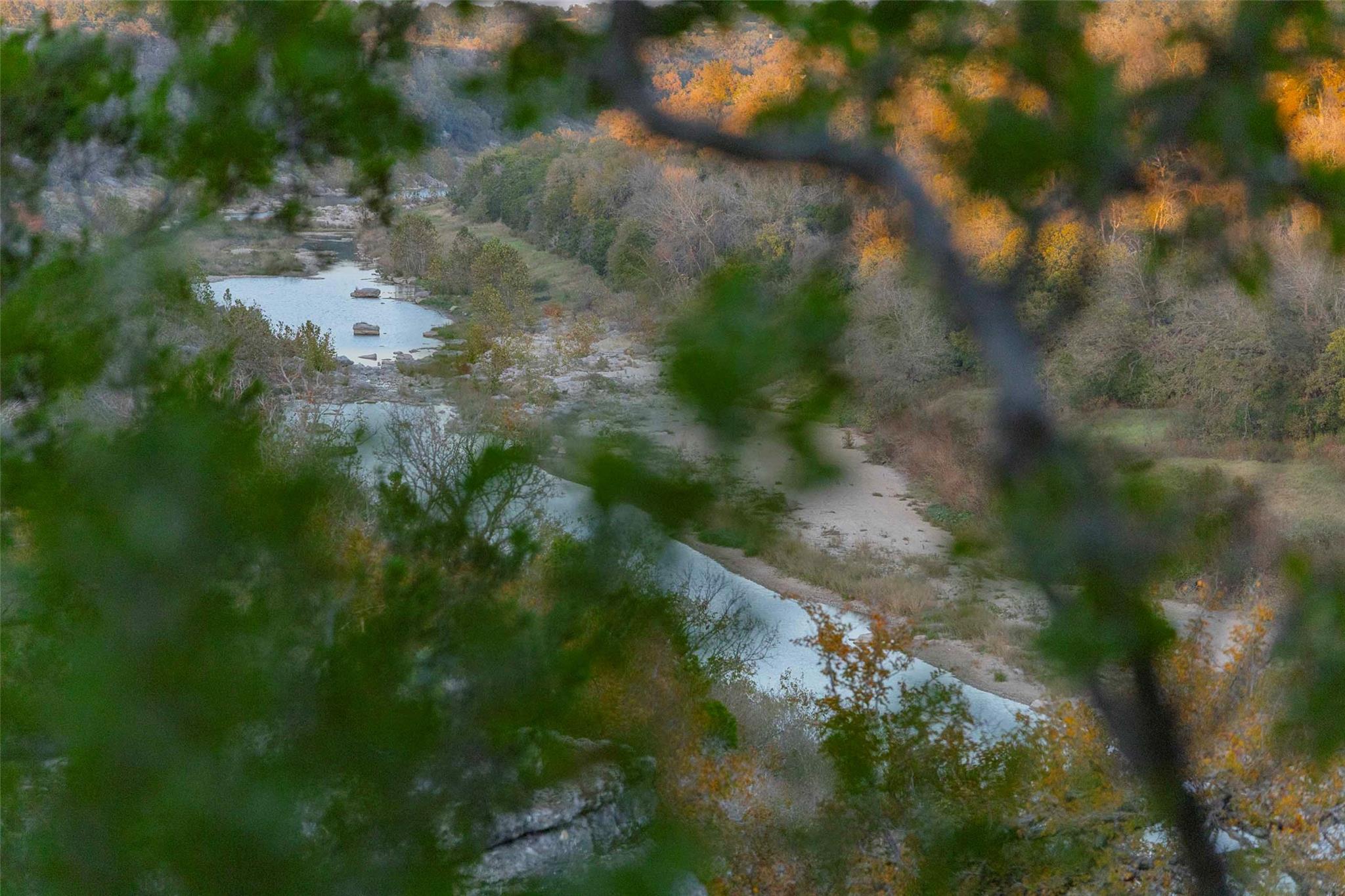 Image 30 of 38 For 8507 Hammett's Crossing