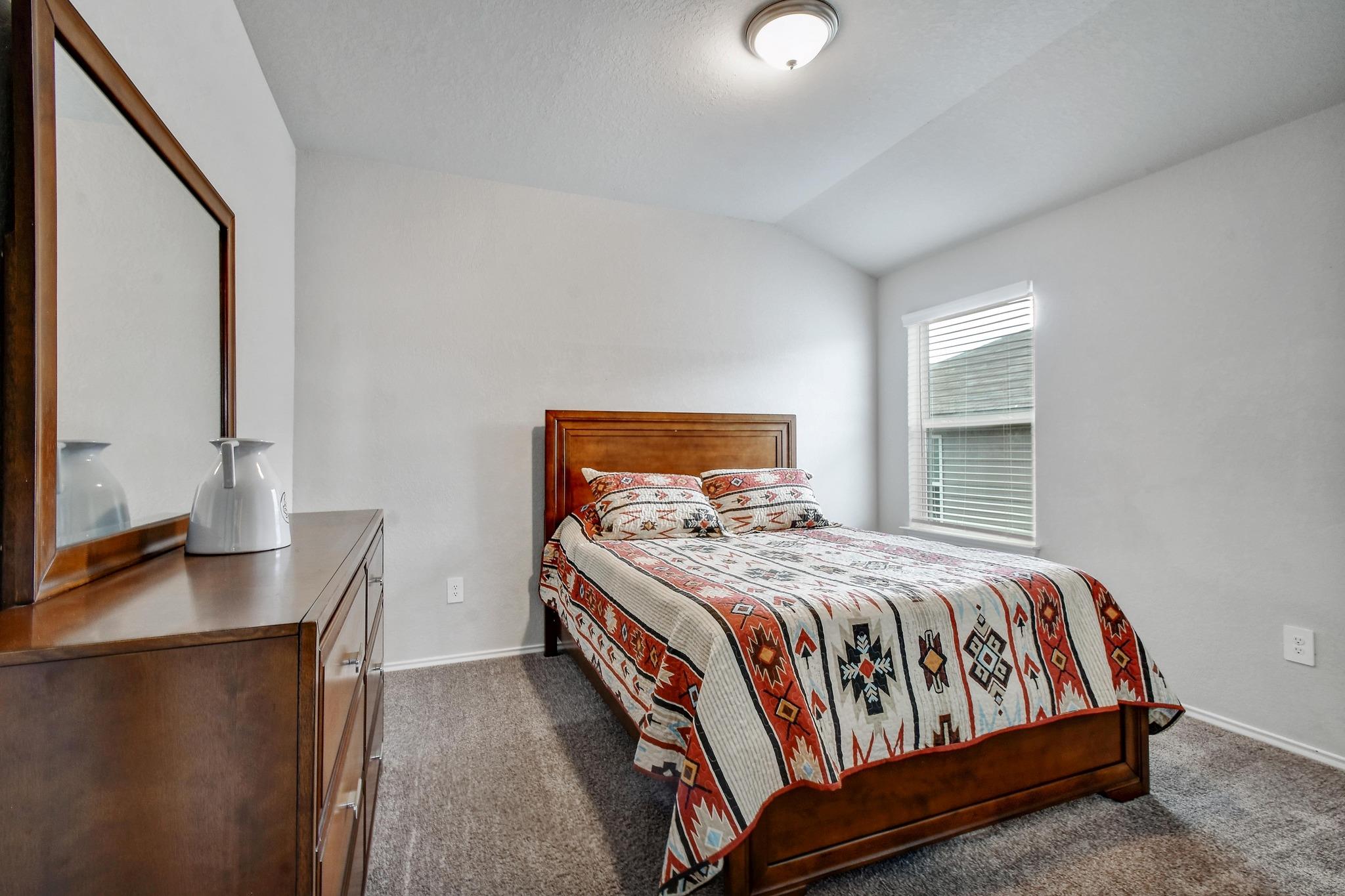 Image 15 of 25 For 733 Peak Pl 