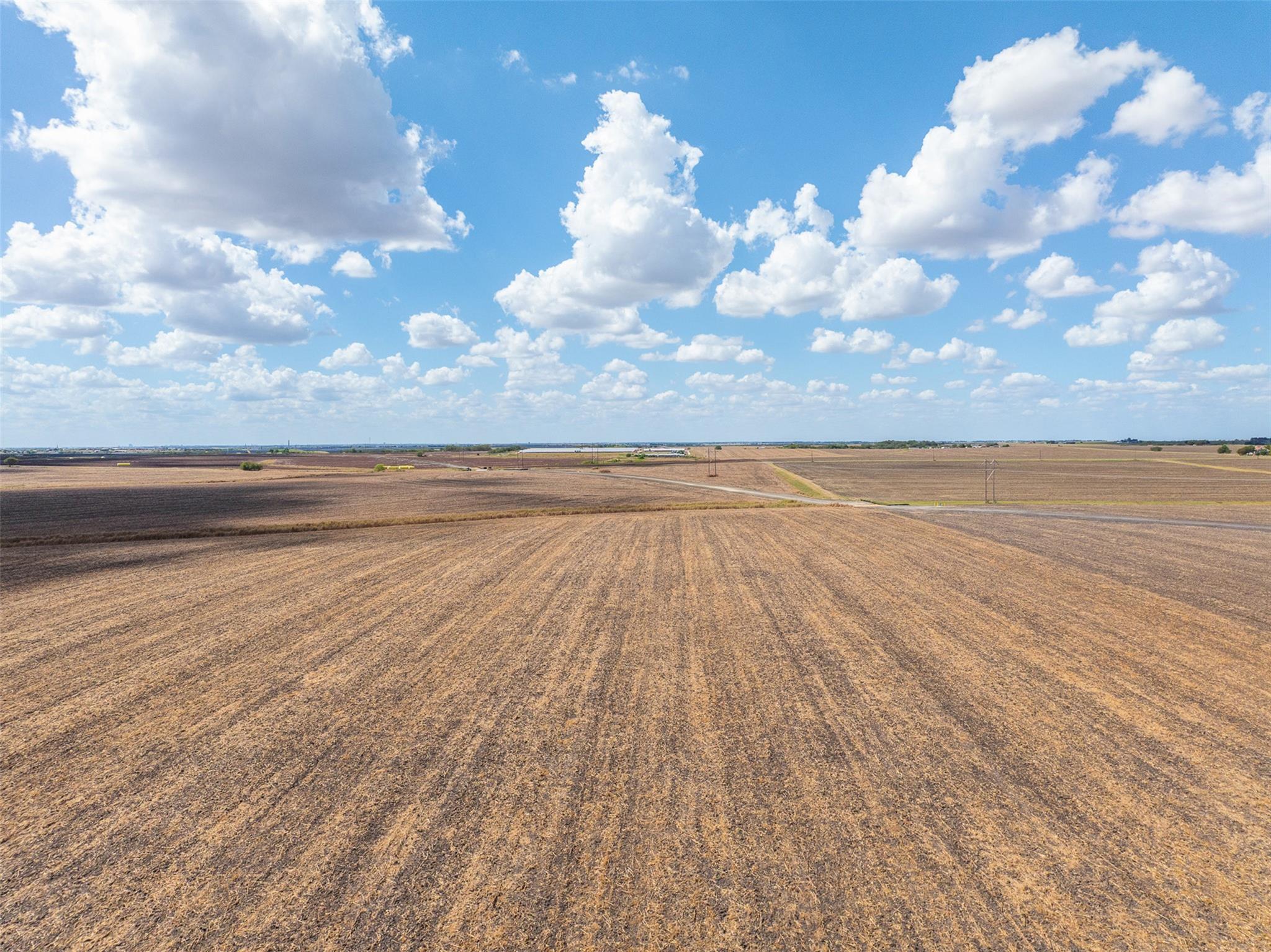 Image 15 of 35 For 000 Wells Ln