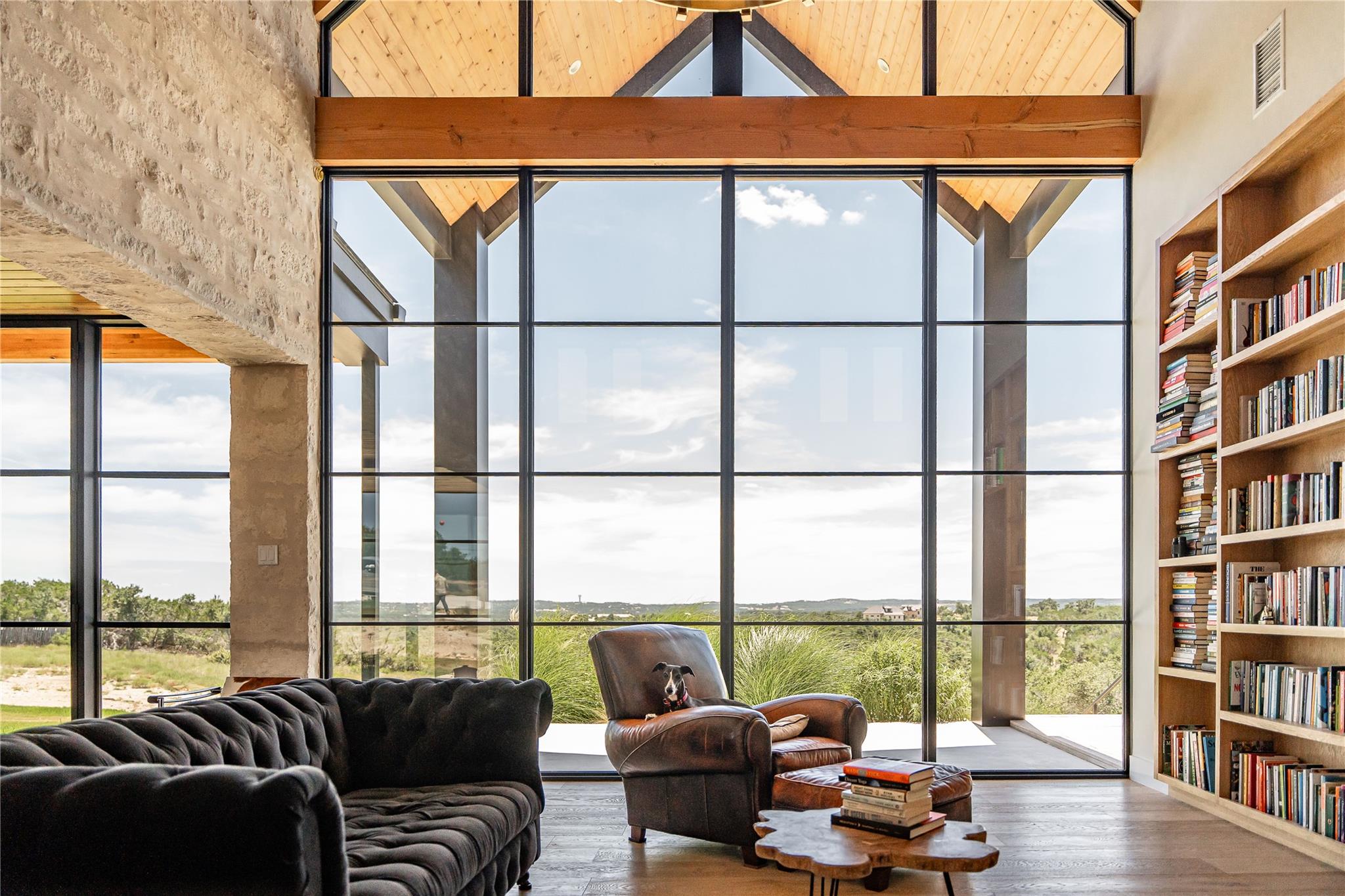 Image 14 of 40 For Lot 108 Oryx Cv