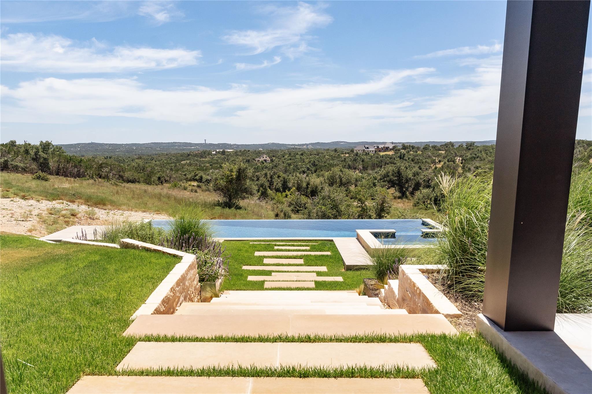 Image 18 of 40 For Lot 108 Oryx Cv