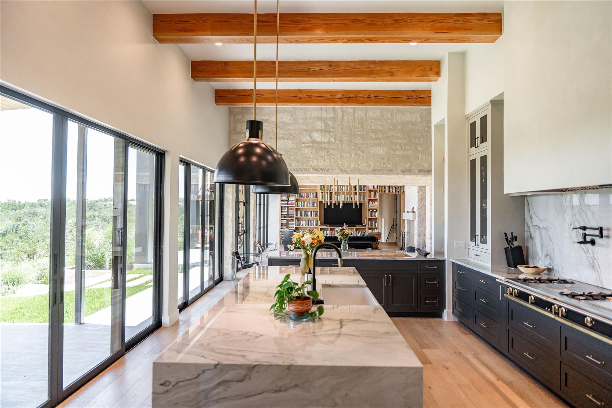 Image 39 of 40 For Lot 108 Oryx Cv