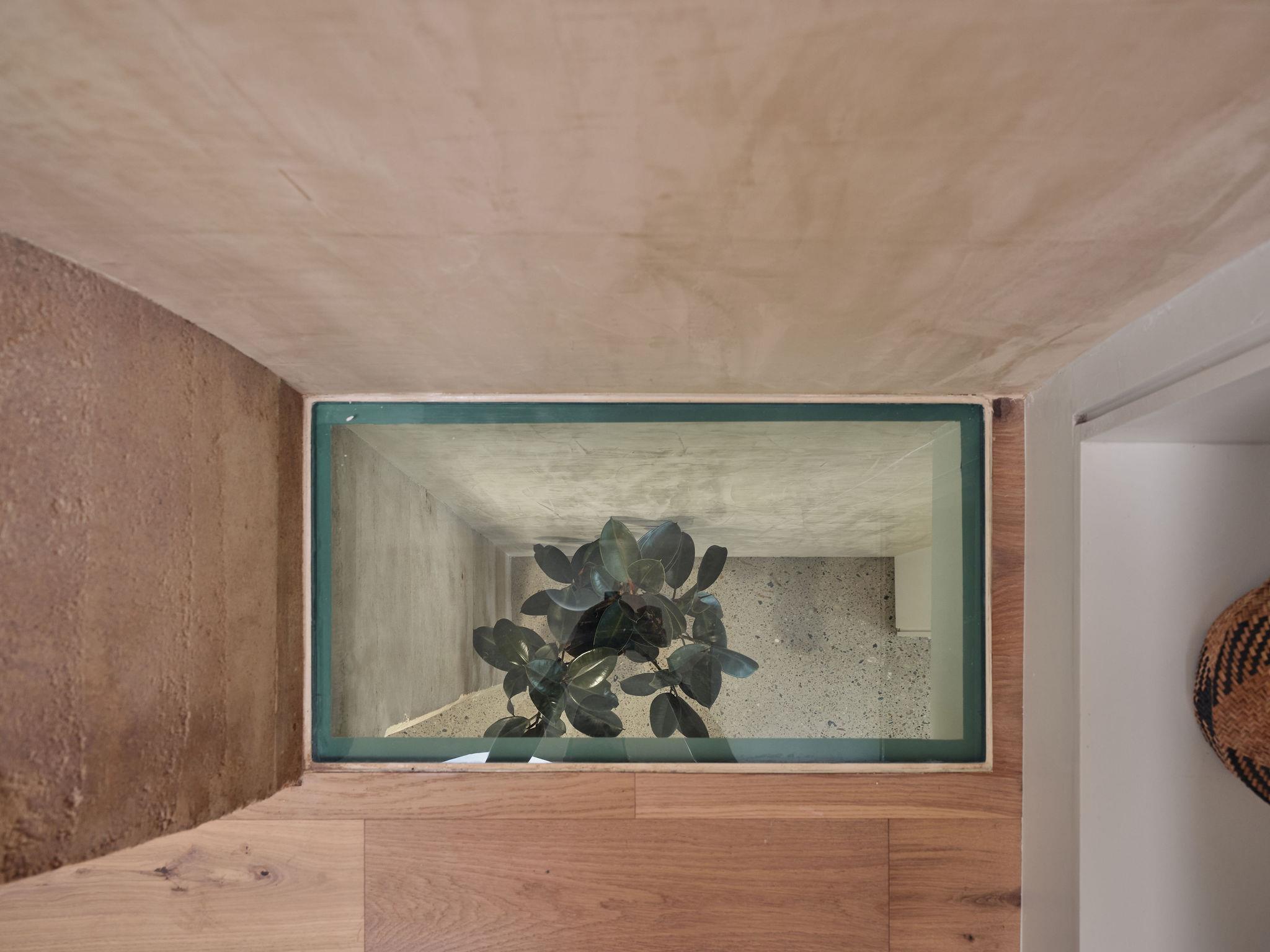 Image 16 of 40 For 2201 Garden St