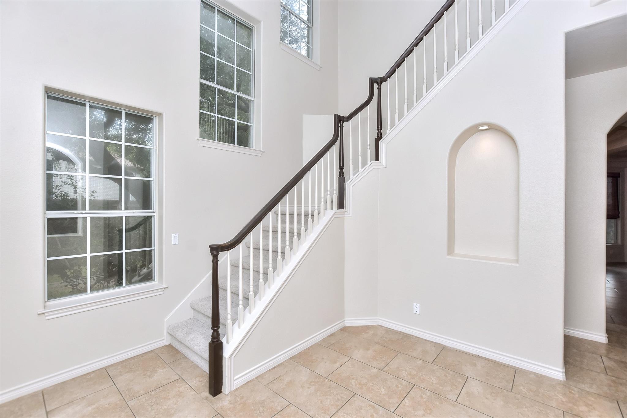 Image 5 of 40 For 9807 Nepal Cv