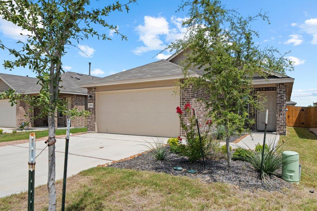 Image 2 of 31 For 2878 Wolfcreek
