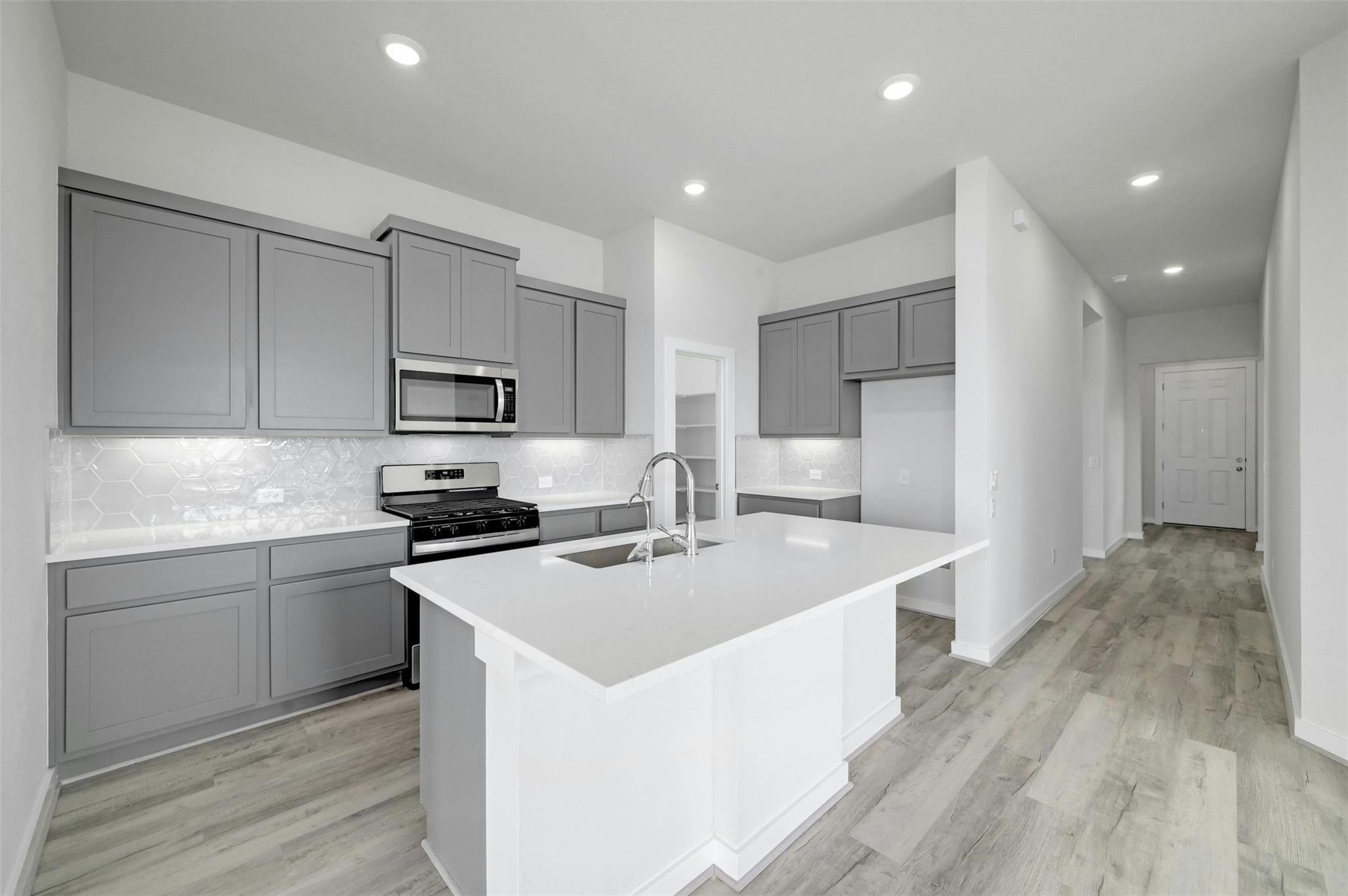 Image 10 of 23 For 1591 Estelea Grv