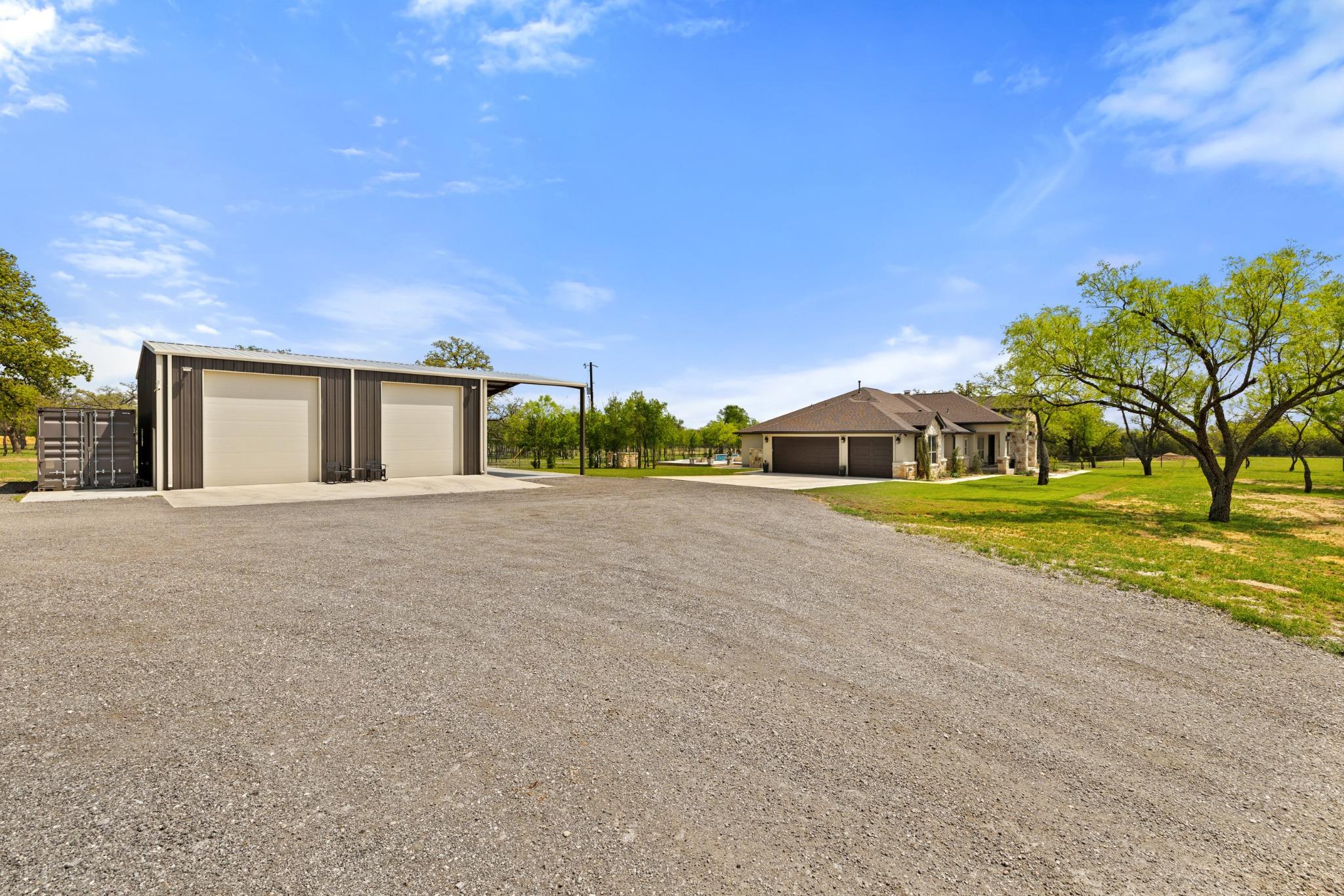 Image 4 of 40 For 10900 Ranch Road 1323