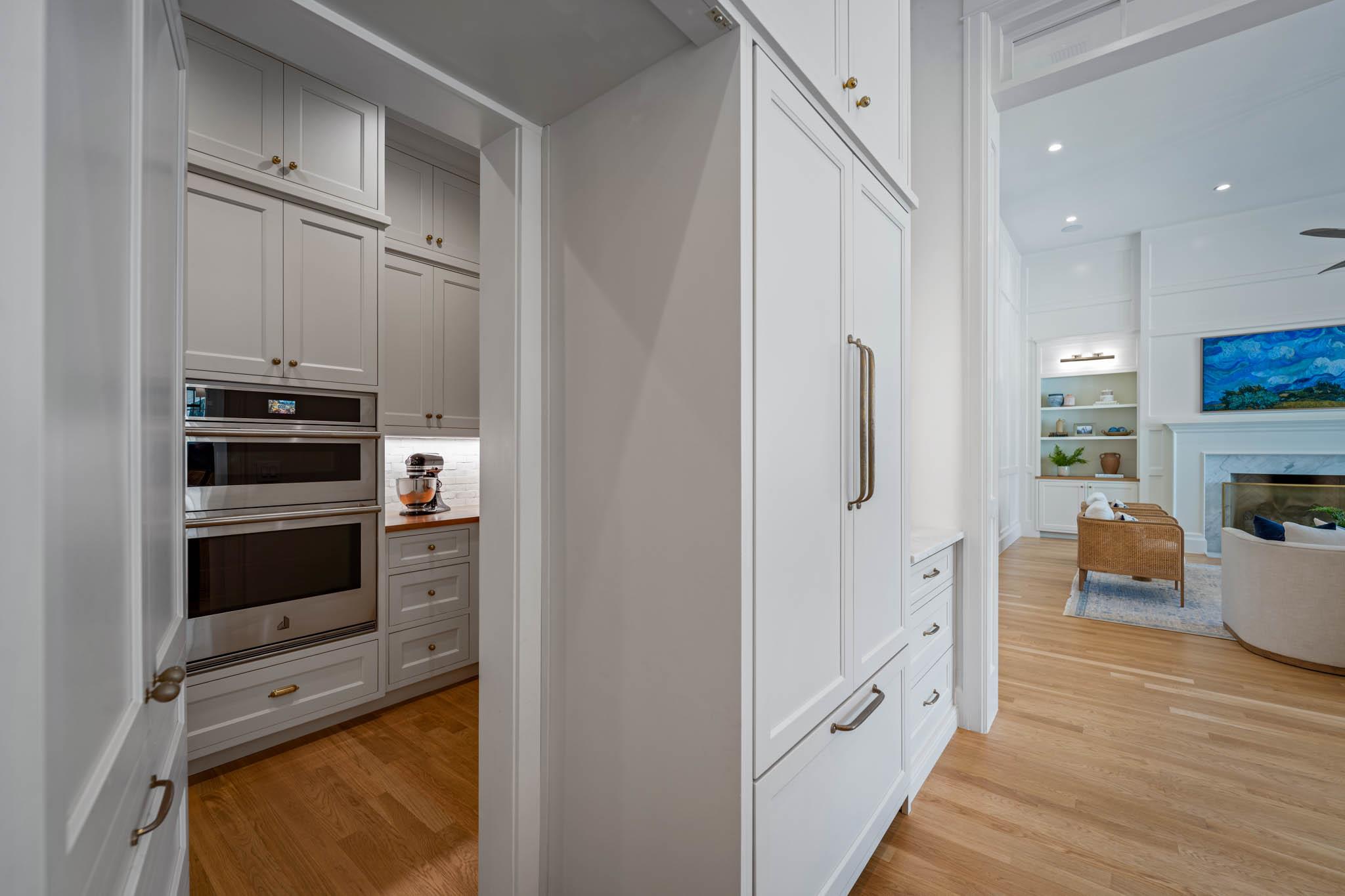 Image 11 of 40 For 1755 Riada Dr