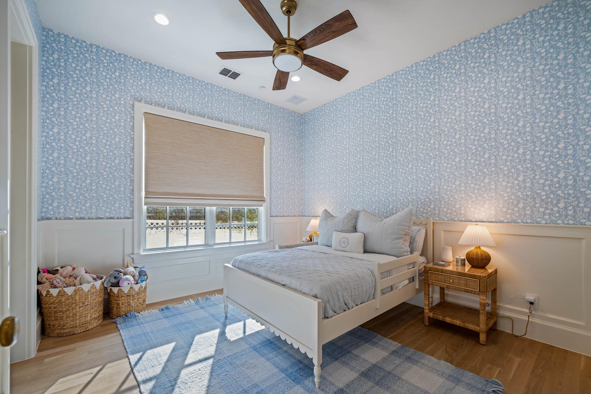 Image 21 of 40 For 1755 Riada Dr