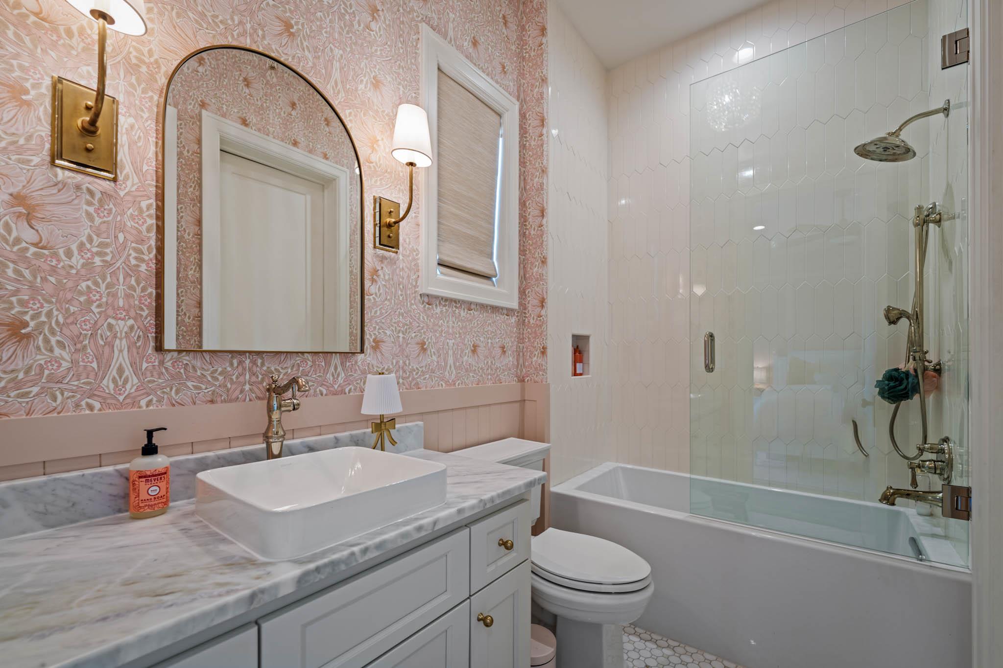 Image 24 of 40 For 1755 Riada Dr